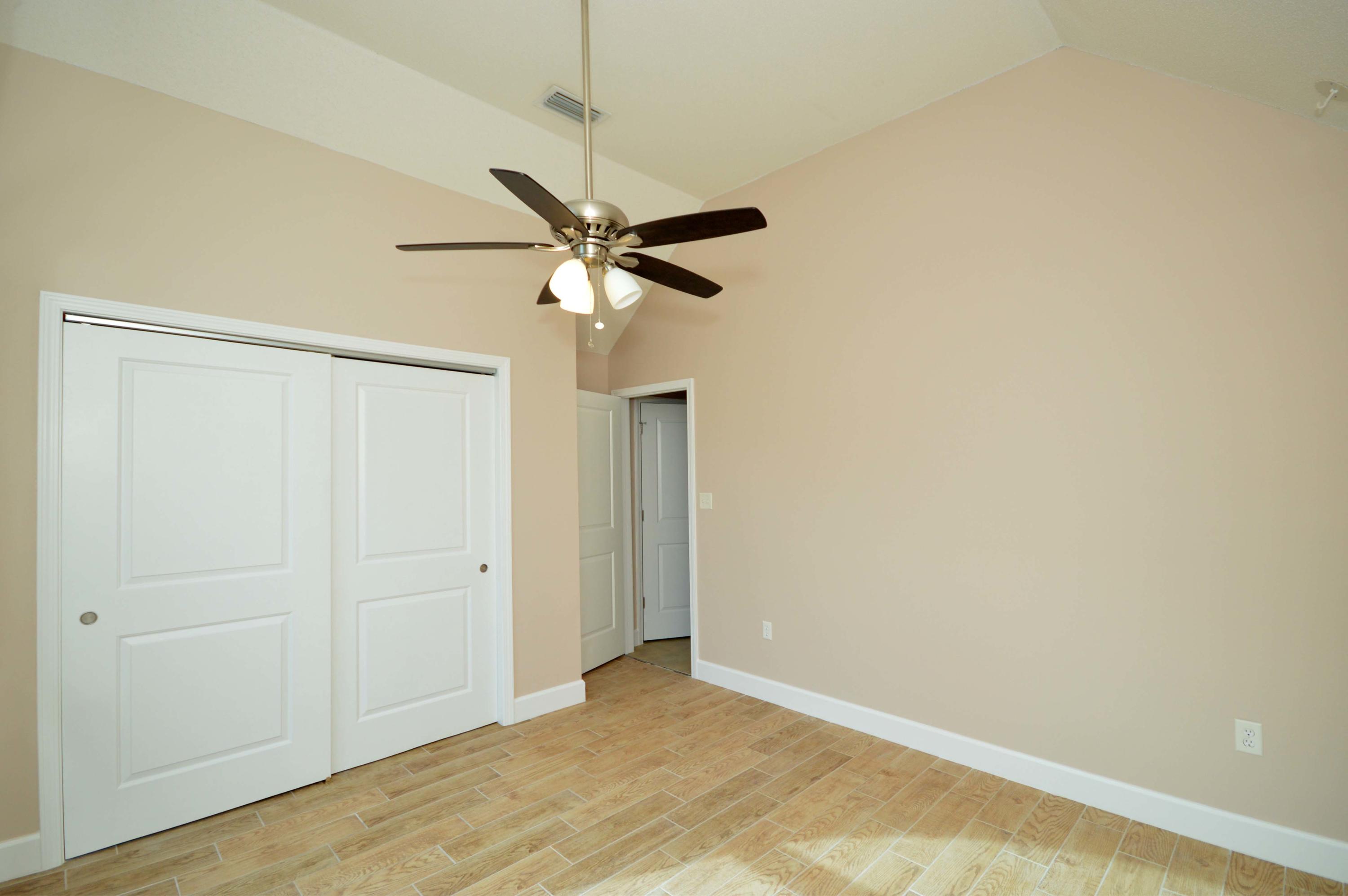 TIMBERLAKE EST 1ST - Residential