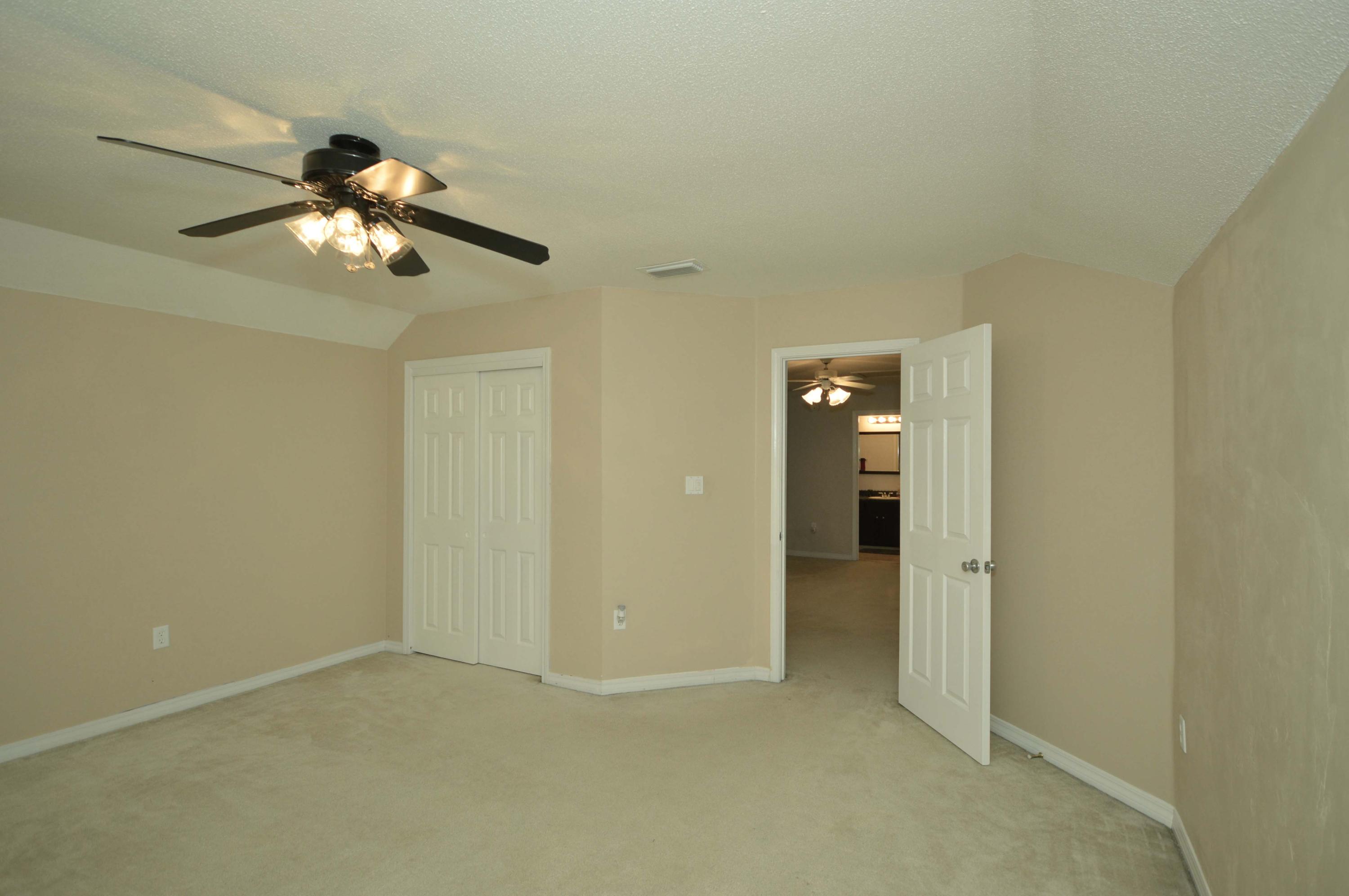 TIMBERLAKE EST 1ST - Residential