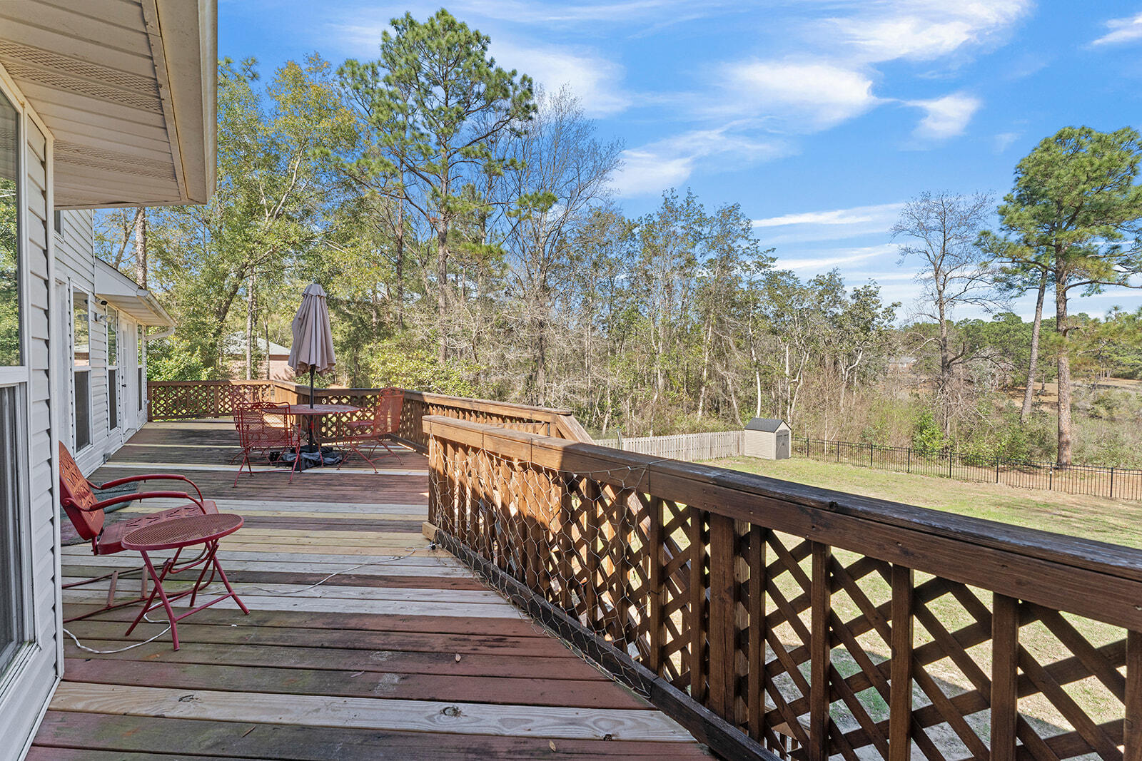 LAKEVIEW ESTATES - Residential