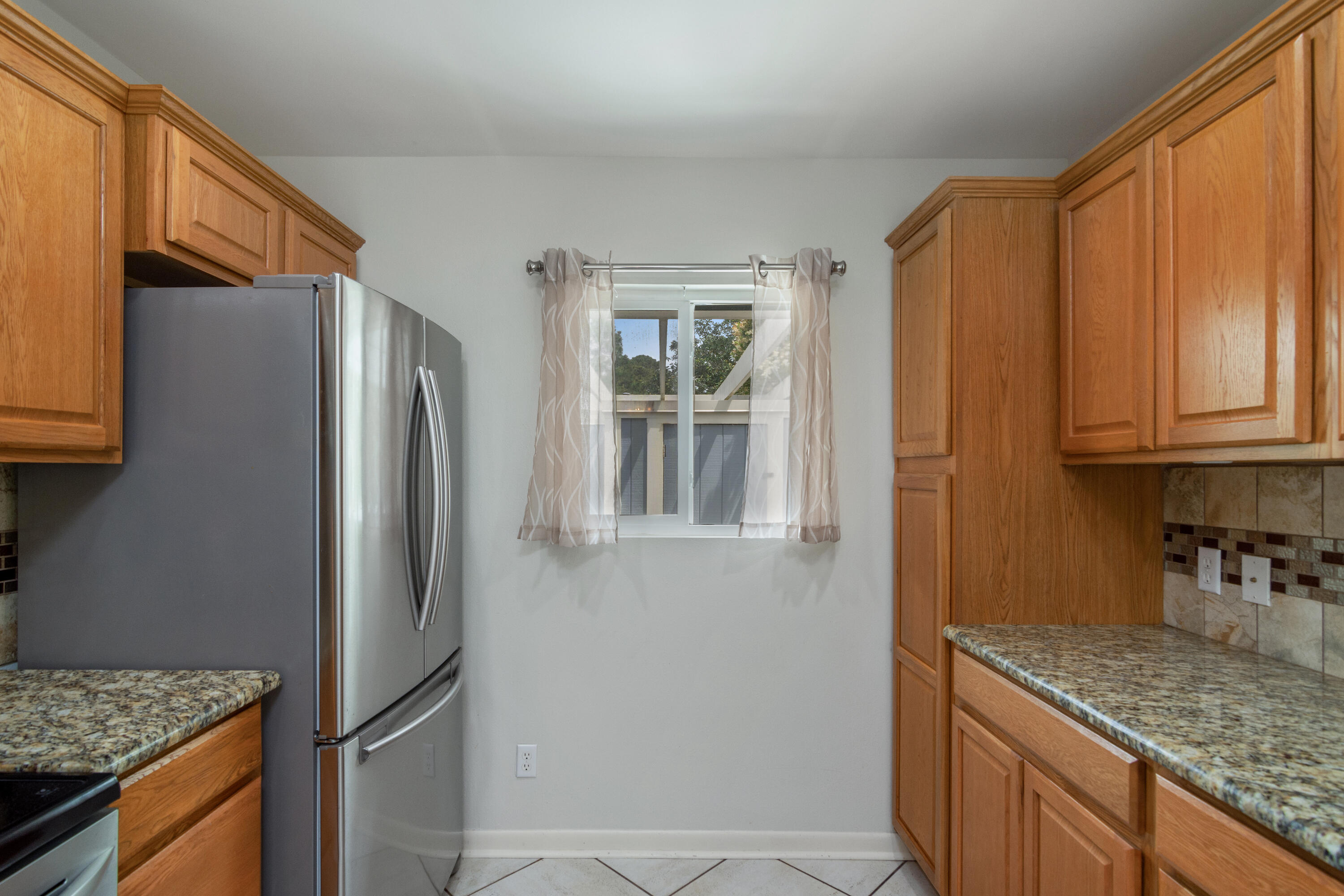 LINKSIDE VILLAGE UNIT 1 - Residential