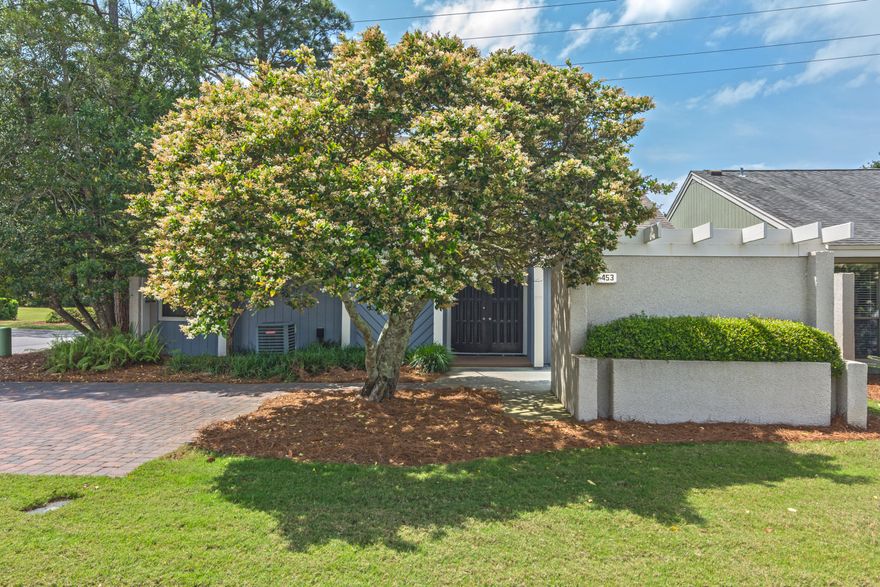 This 3 bedroom, 3 bathroom residence in Linkside is a must see! An ideal floor plan creates a relaxed flow, while numerous windows and doors provide an abundance of natural light. A large great room opens to spacious dining area and a well-appointed kitchen.  Two guest bedrooms, each with its own bathroom are located on the first floor.  On the second level is a loft and sizable master bedroom and bathroom.  Sandestin offers 4 Championship golf courses, a first class tennis center, full service marina with water sports, fitness center, gorgeous sugar white sand beaches, along with world class dining, shopping, and entertainment at the Village of Baytowne Wharf, Grand Boulevard at Sandestin, and The Market Shops.