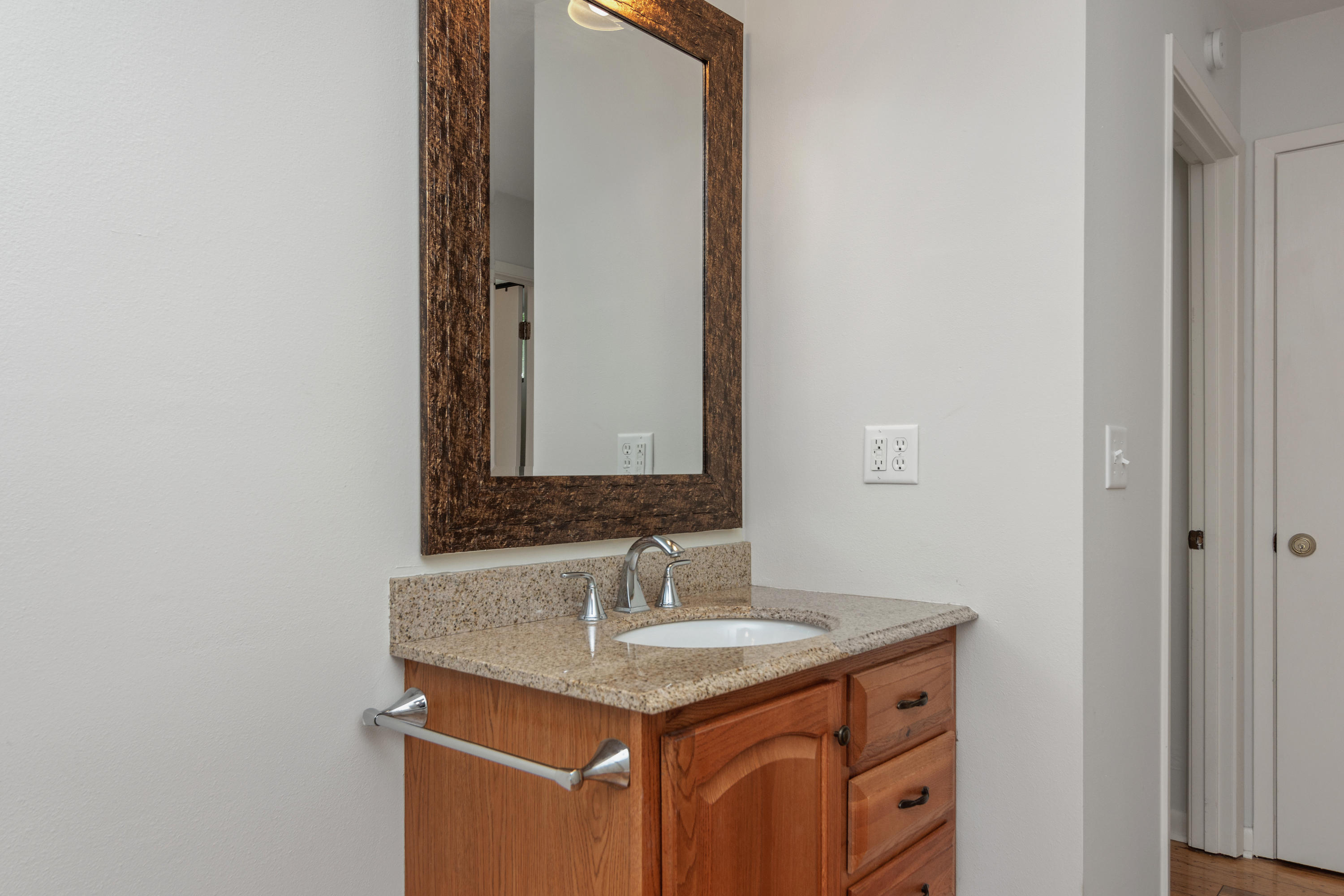 LINKSIDE VILLAGE UNIT 1 - Residential