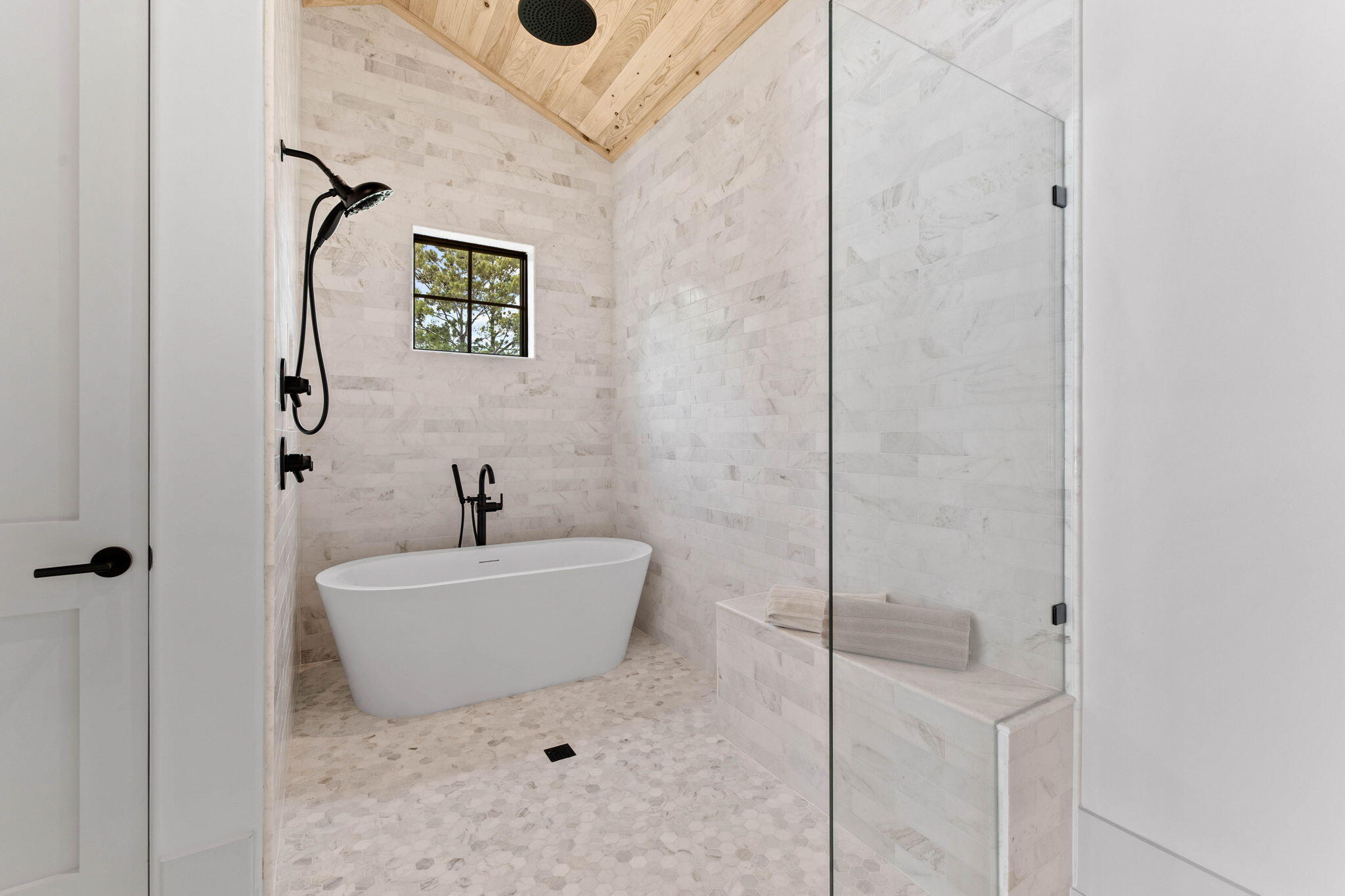 SWEET BAY - Residential