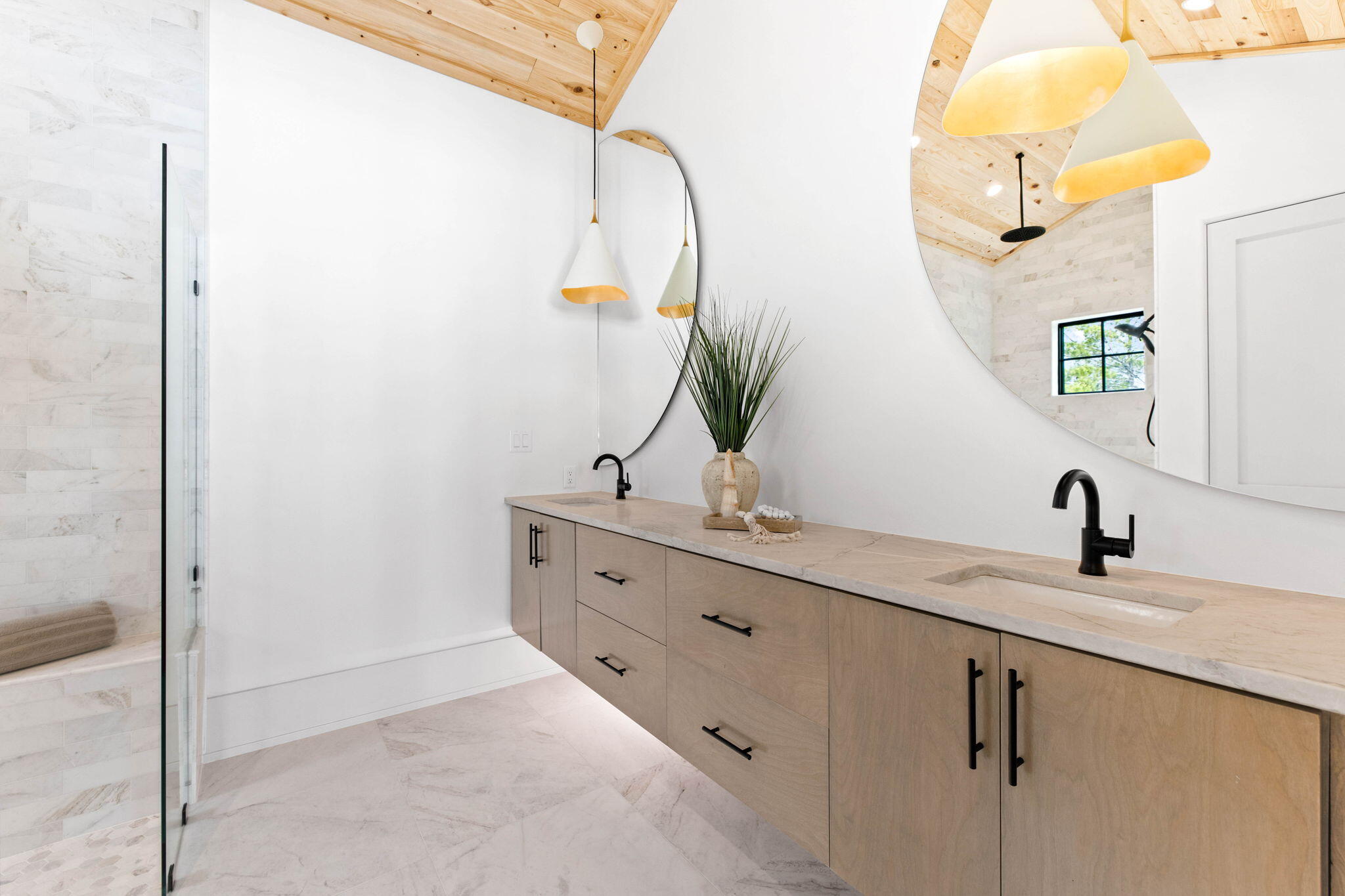 SWEET BAY - Residential