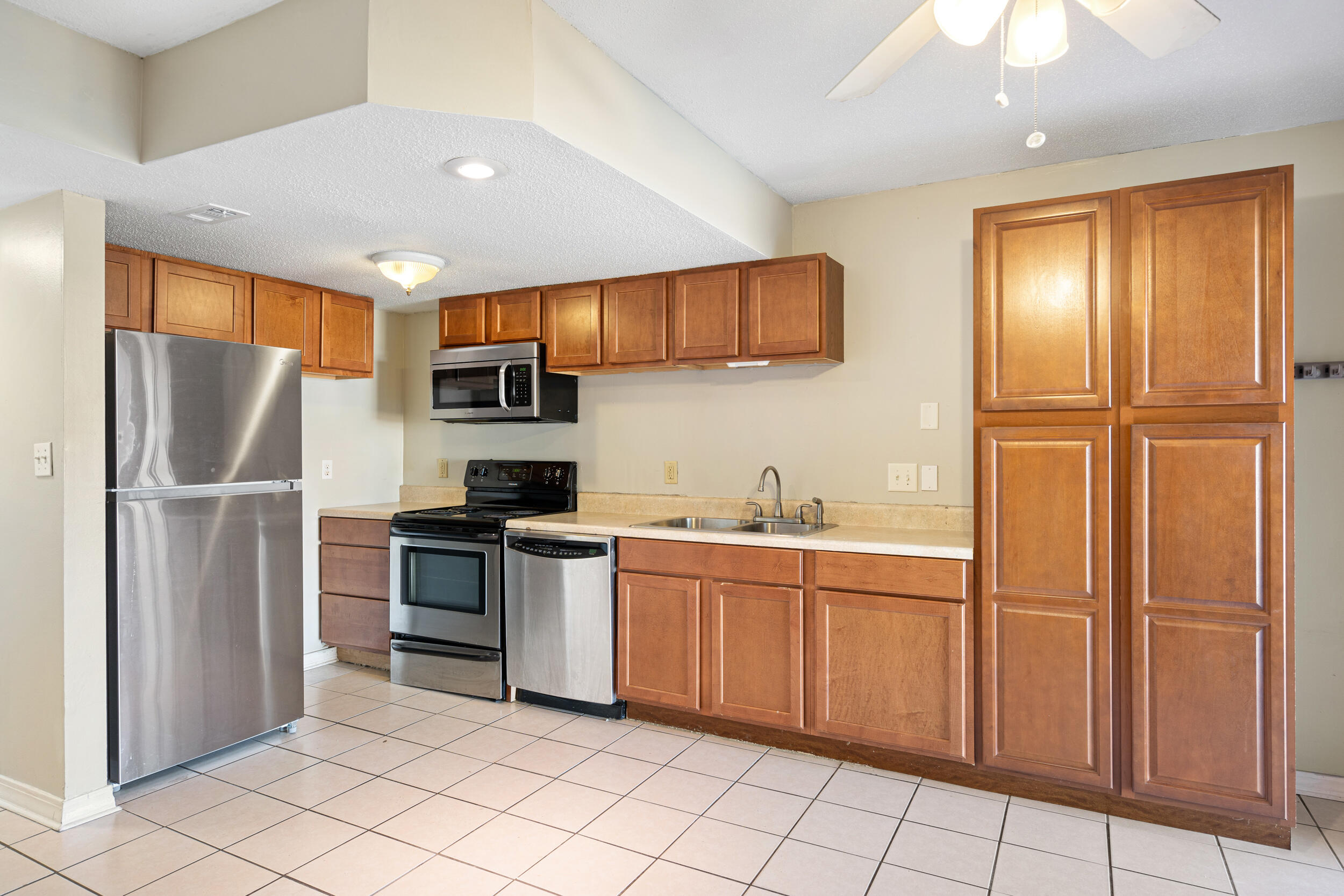 PORT DIXIE - Residential