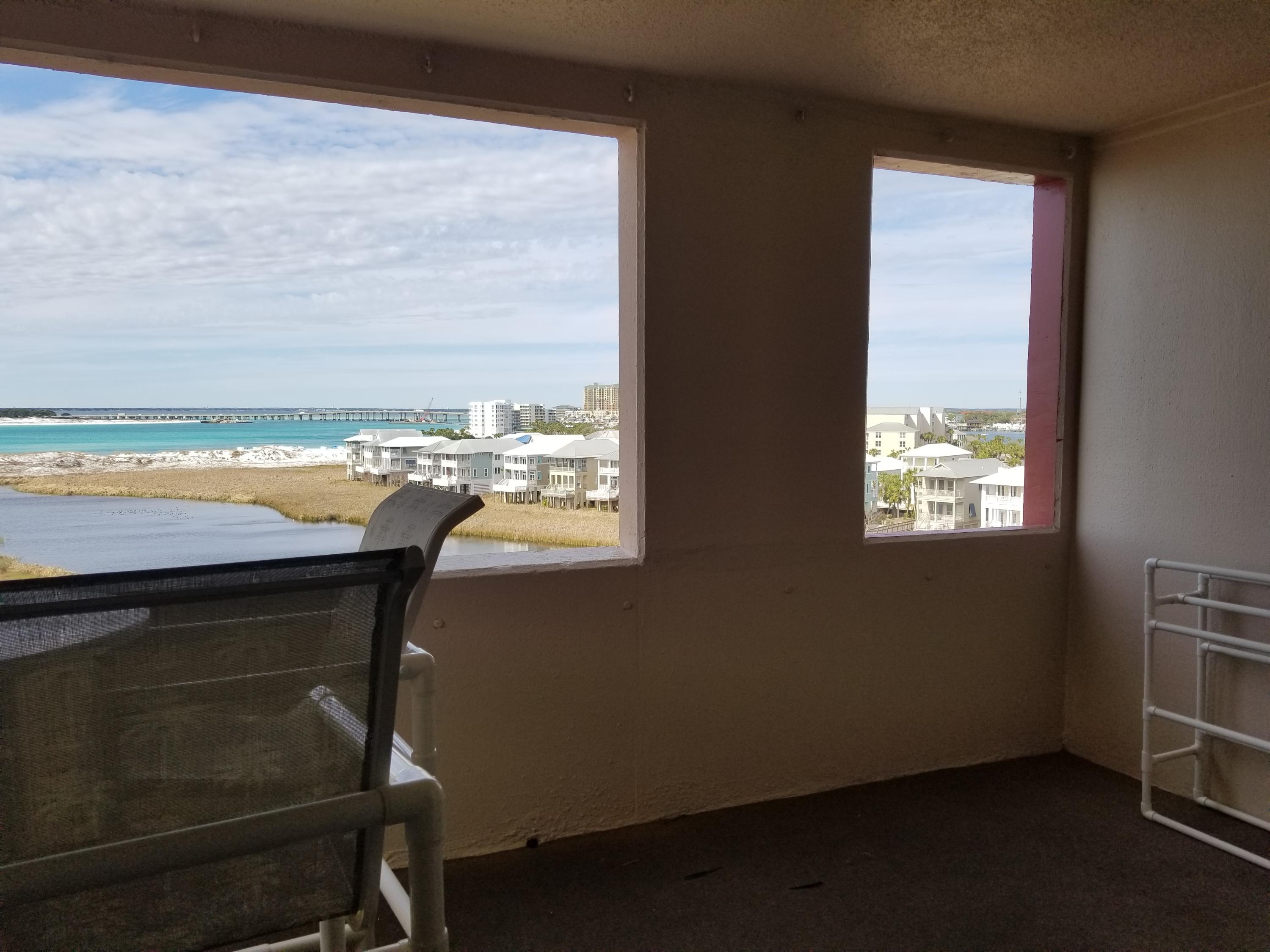 Jetty East Condominium - Residential