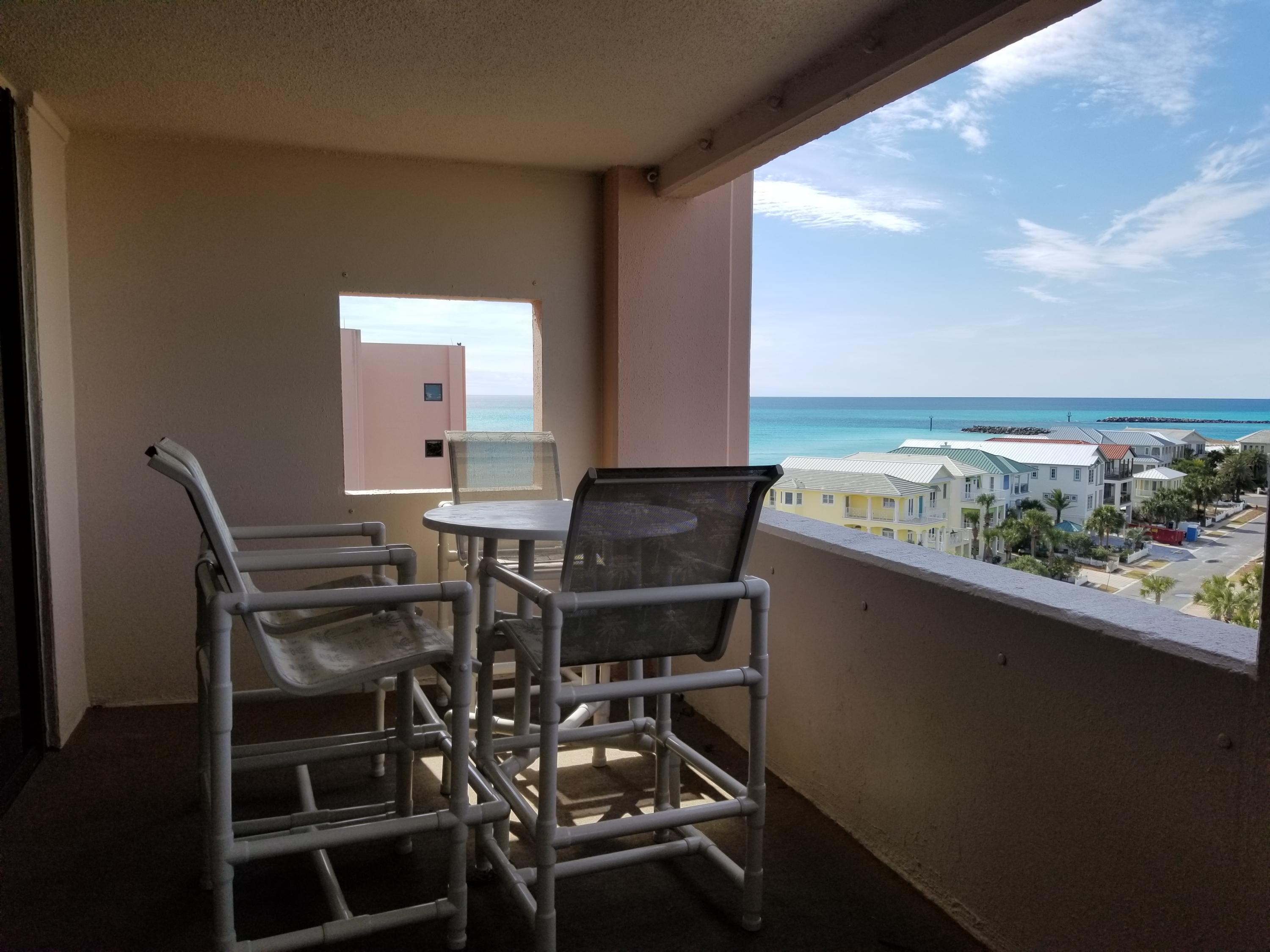 Jetty East Condominium - Residential