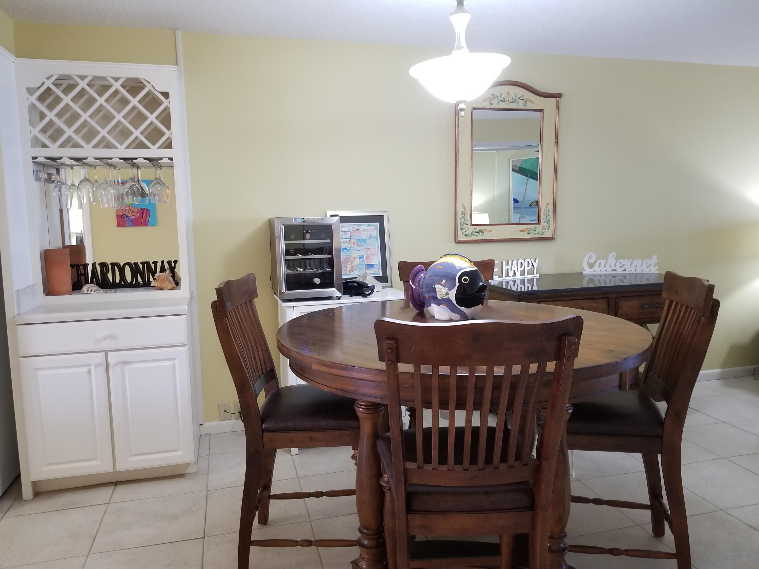 Jetty East Condominium - Residential