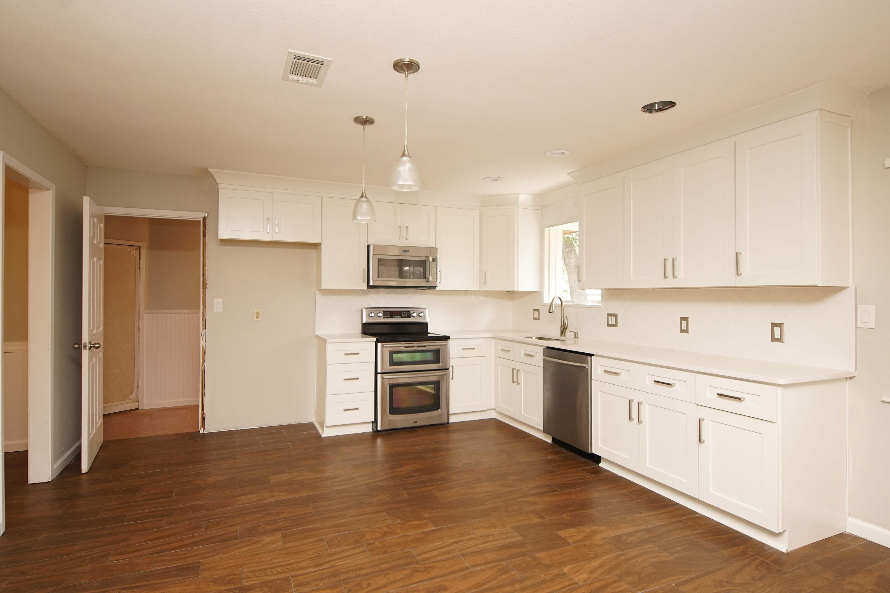 BAHIA VISTA - Residential