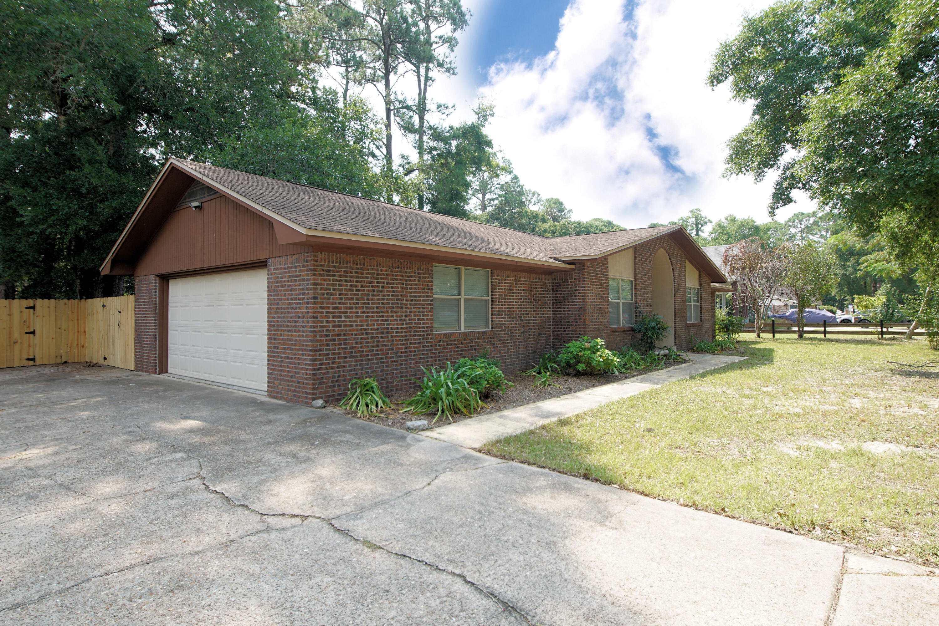 BAHIA VISTA - Residential