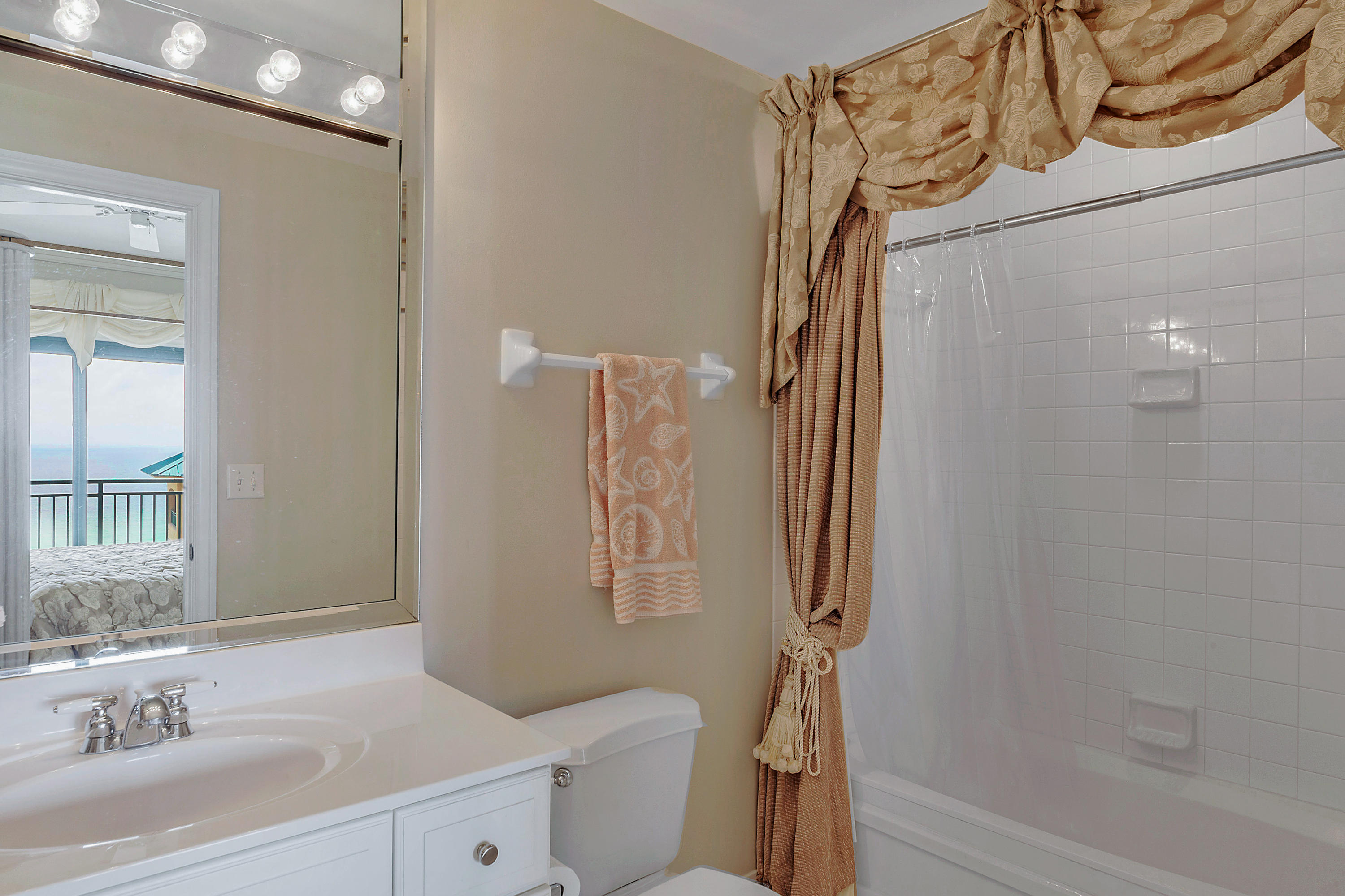 SOUTHWINDS III AT SANDESTIN - Residential