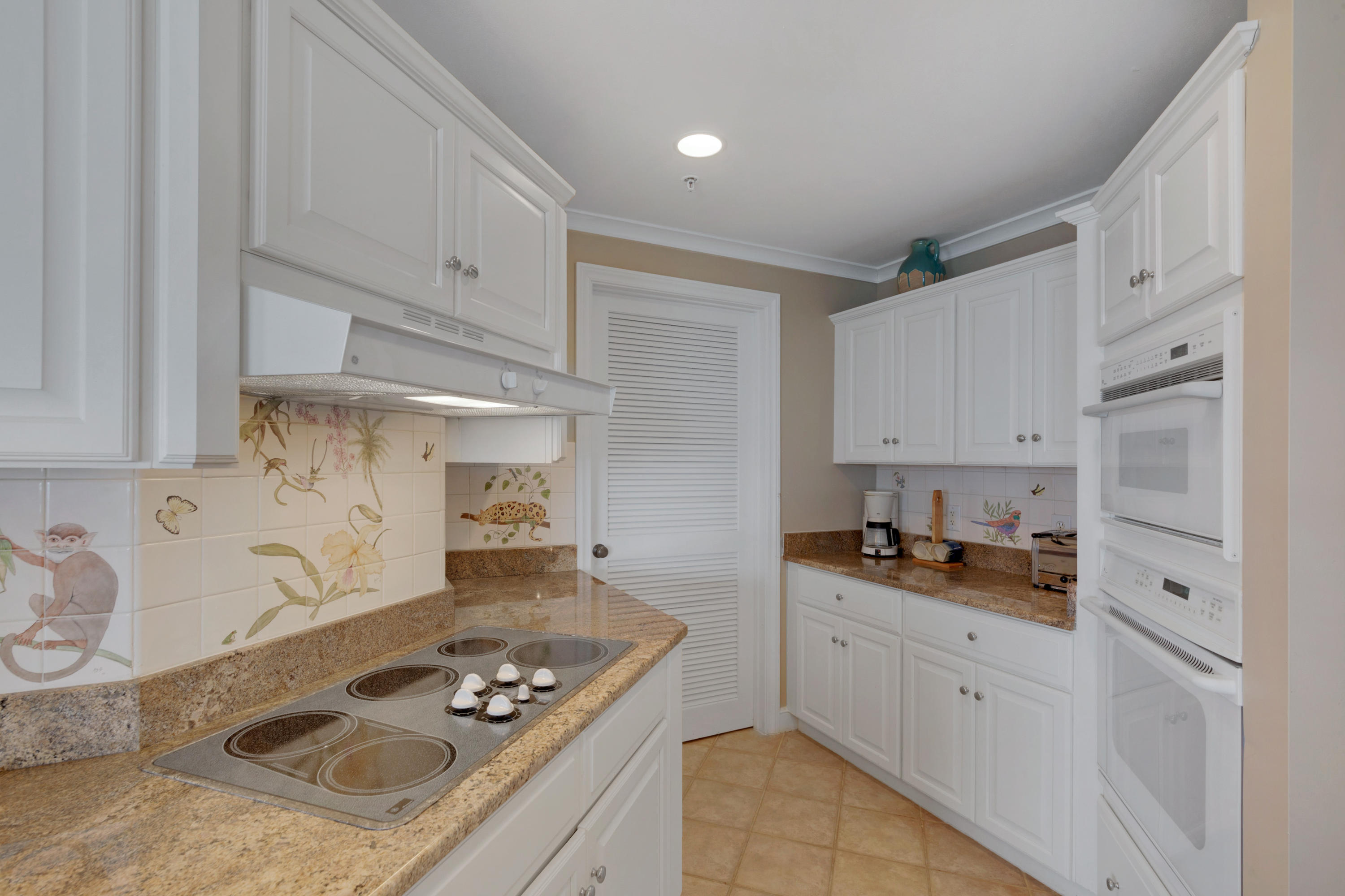 SOUTHWINDS III AT SANDESTIN - Residential
