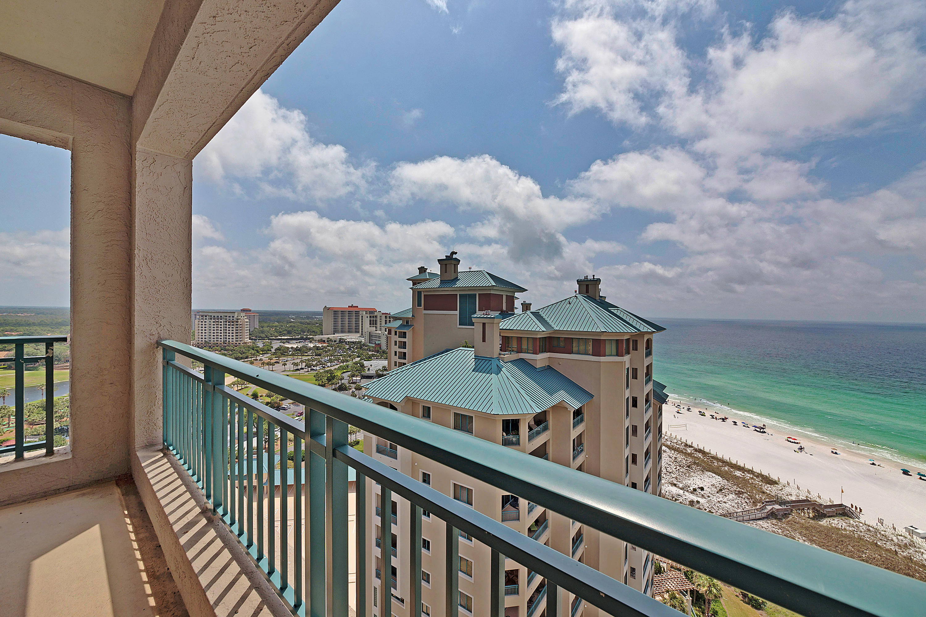 SOUTHWINDS III AT SANDESTIN - Residential