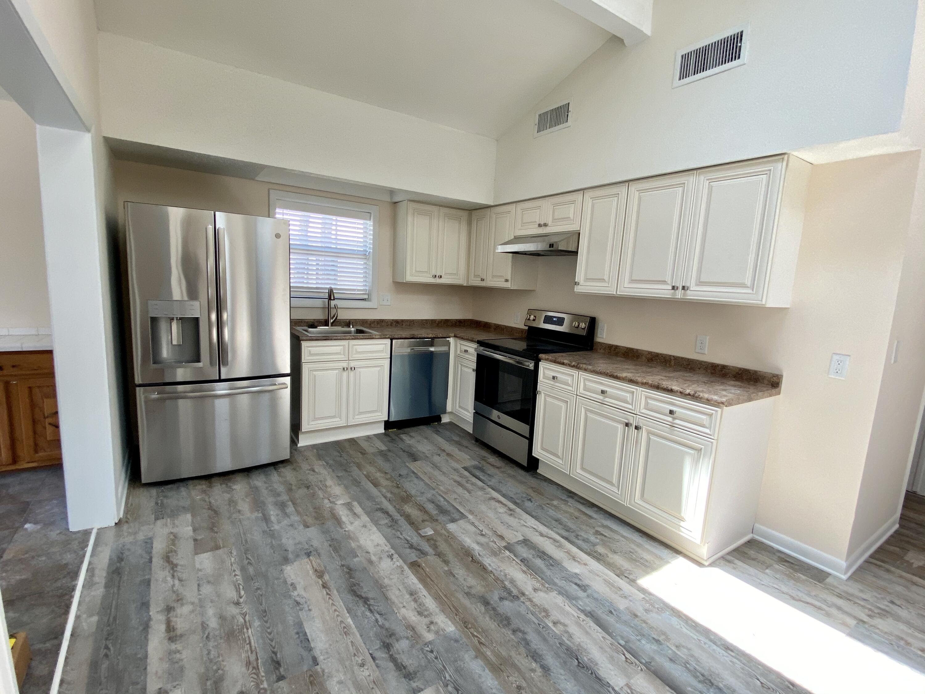 GULFVIEW HEIGHTS - Residential Lease
