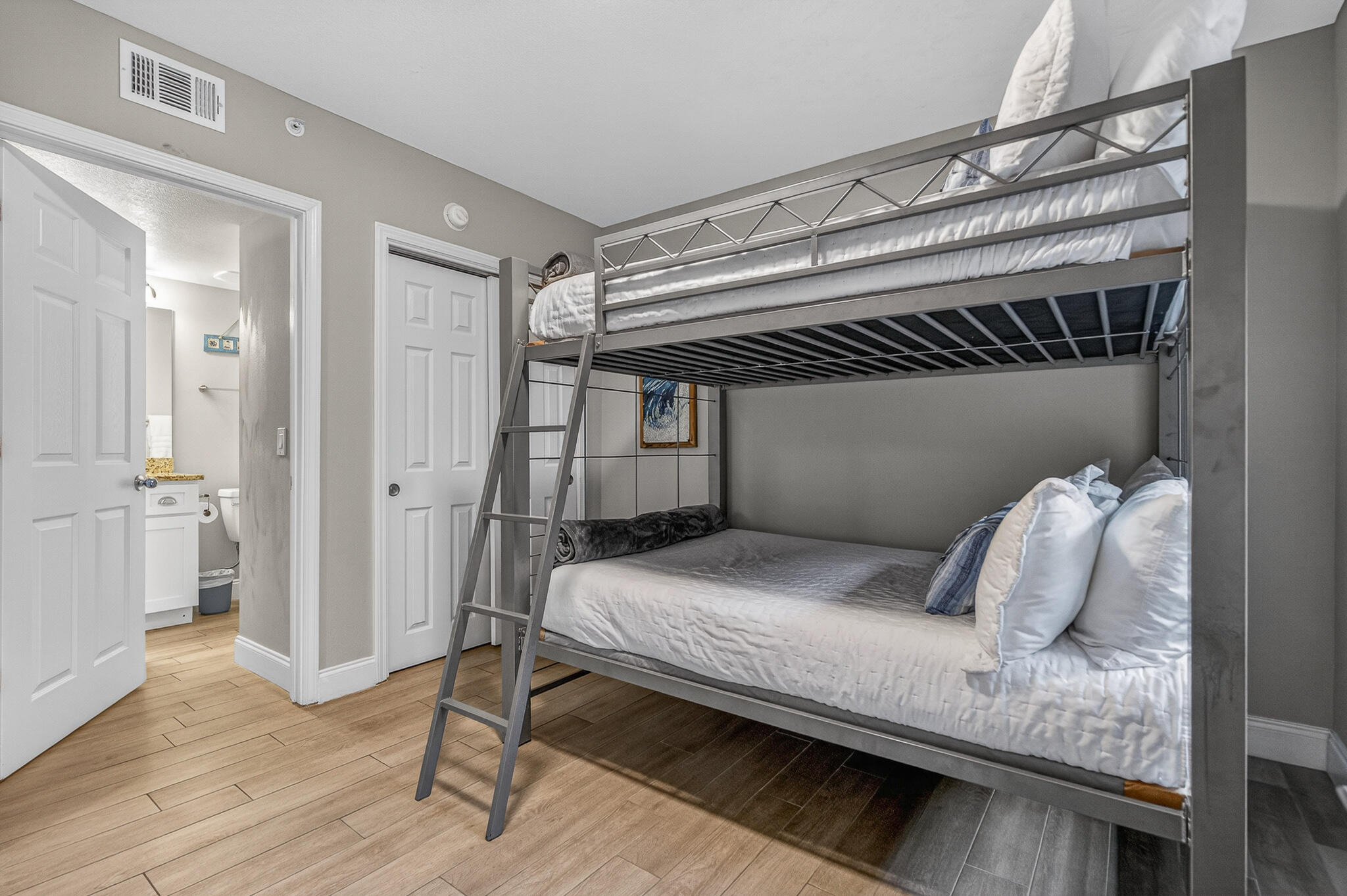 ISLAND PRINCESS - Residential