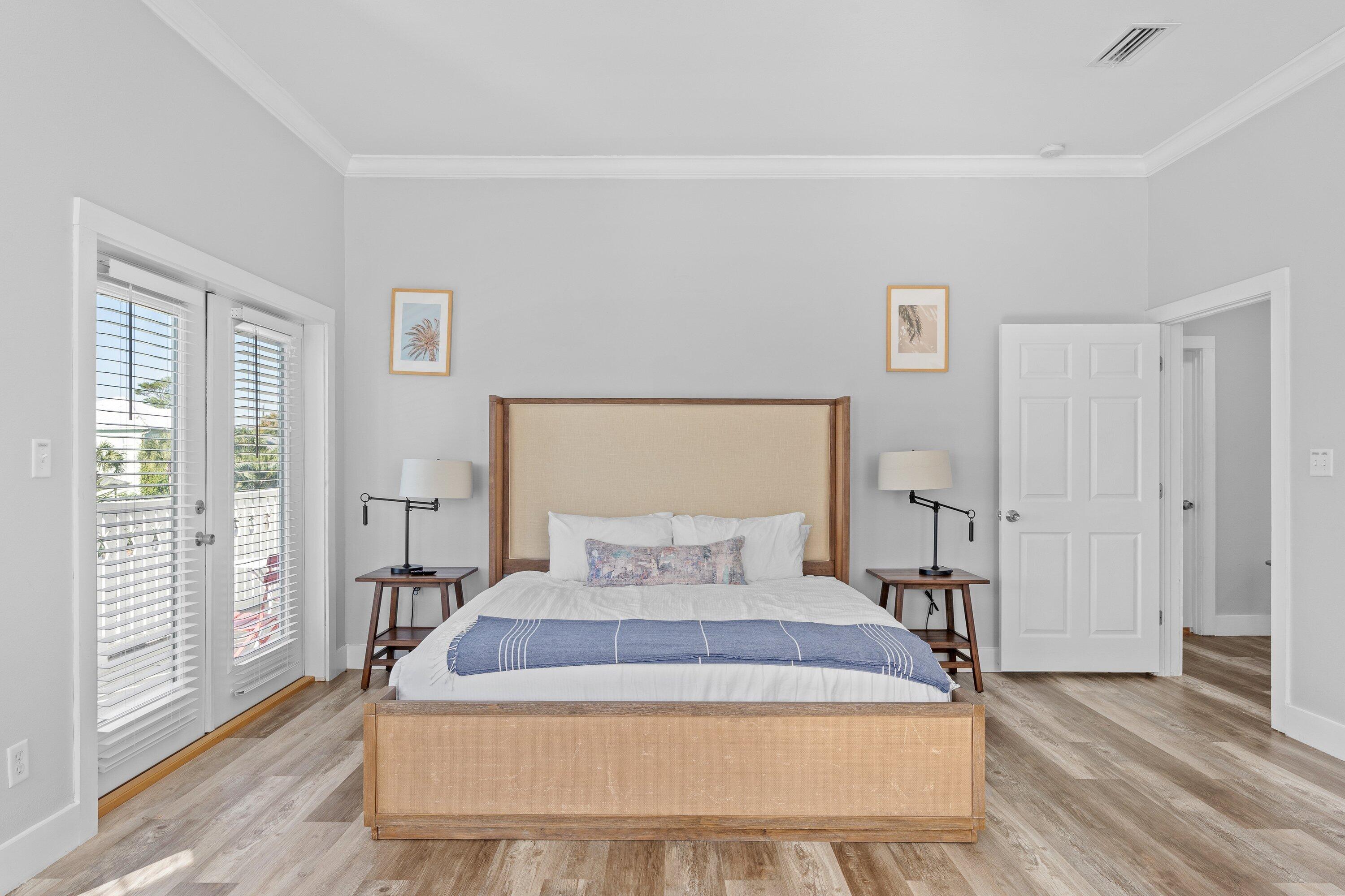CRYSTAL BEACH - Residential