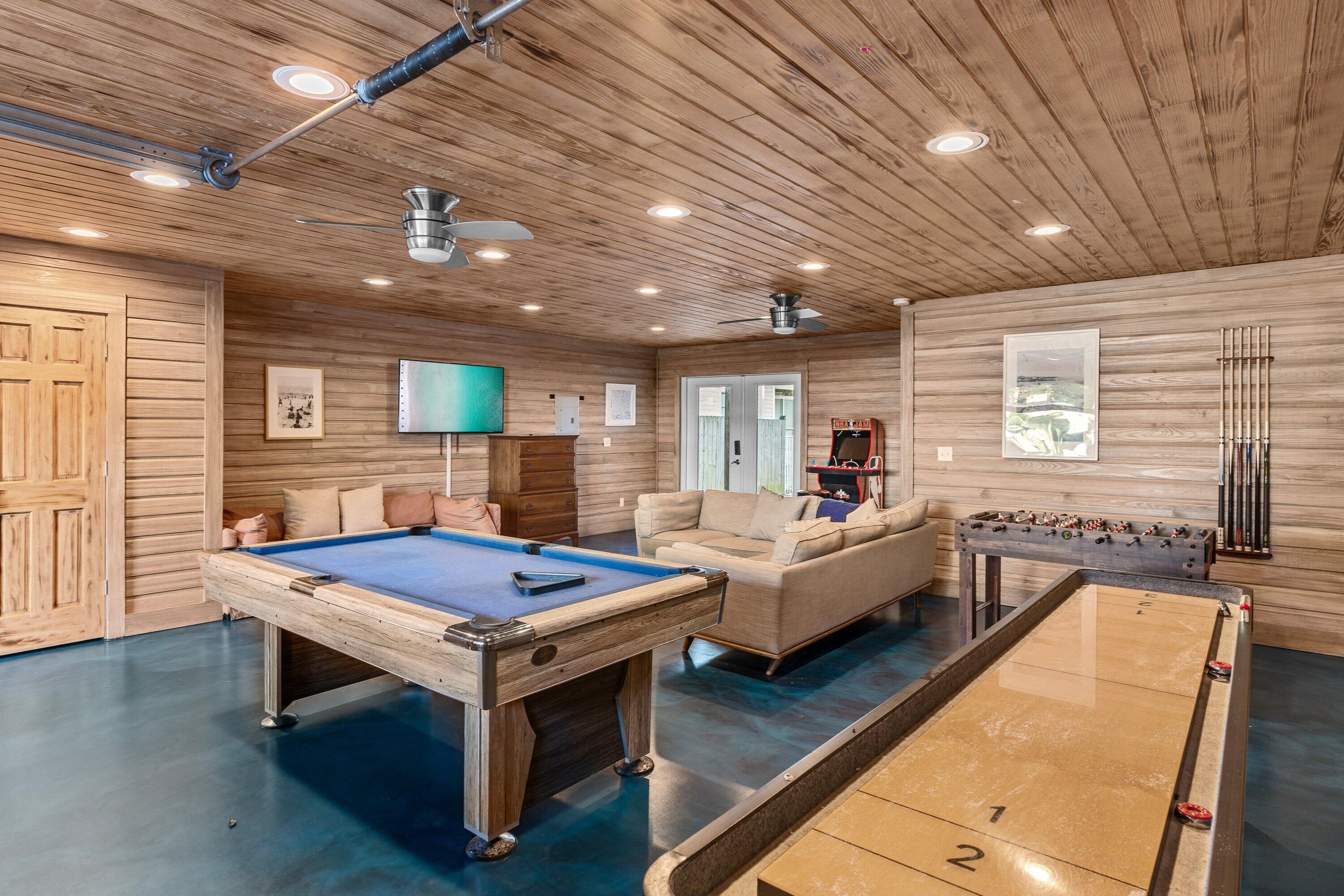 CRYSTAL BEACH - Residential