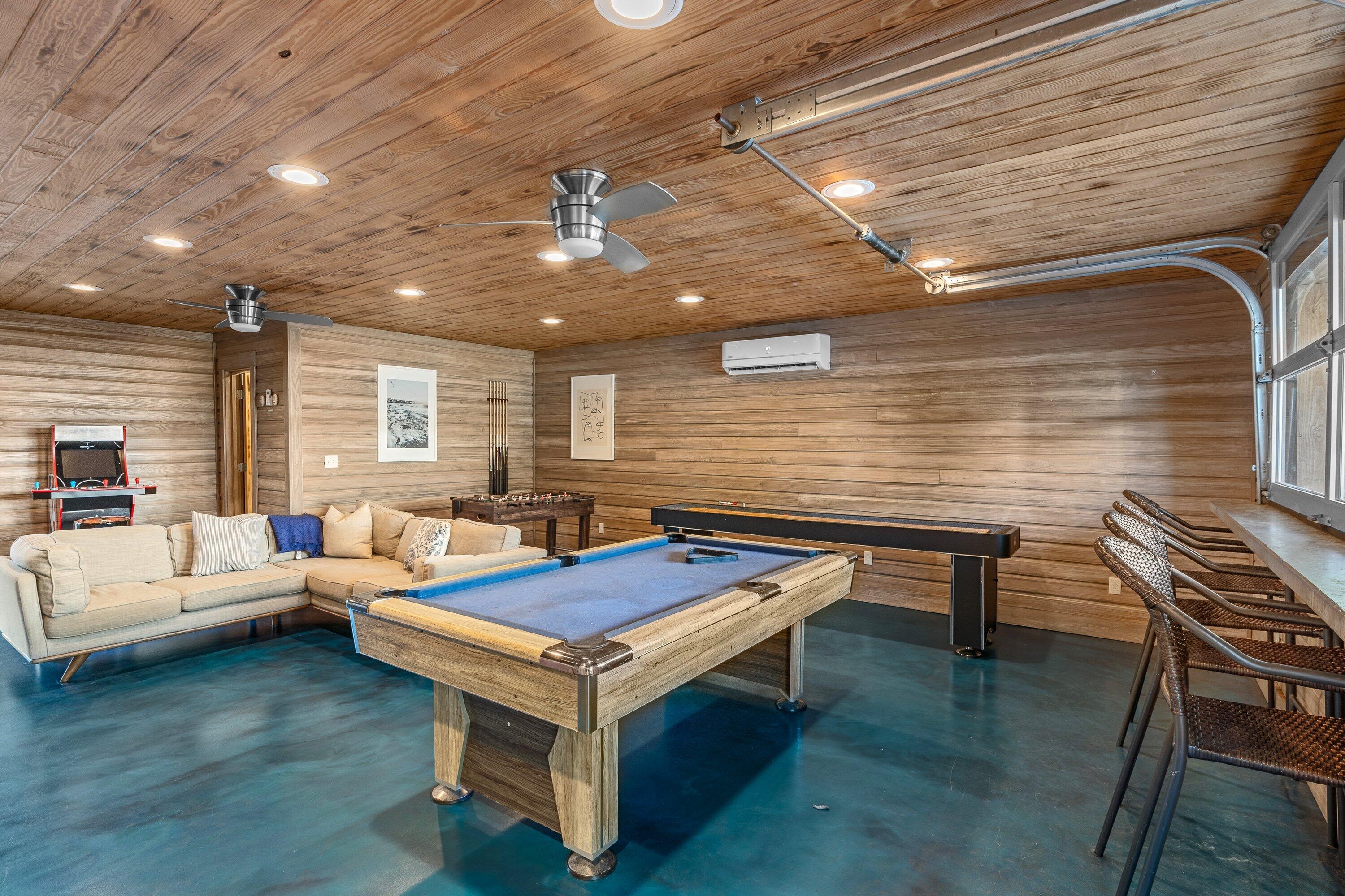 CRYSTAL BEACH - Residential
