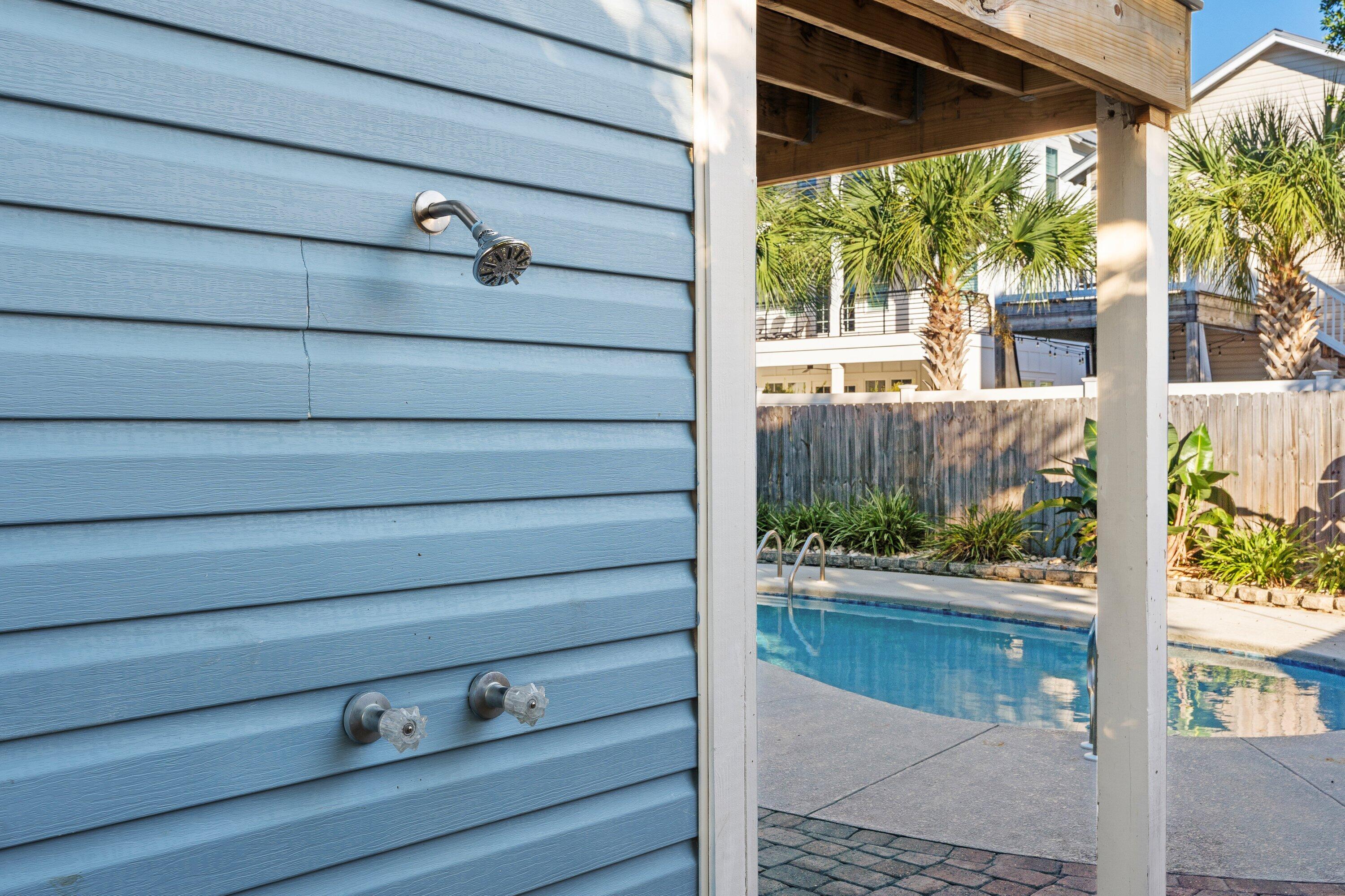 CRYSTAL BEACH - Residential