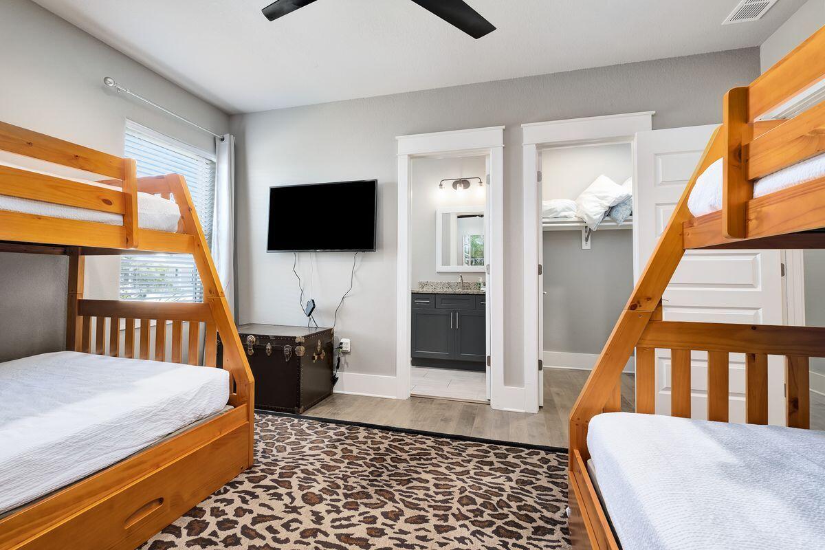 FRANGISTA BEACH 2ND ADDN - Residential