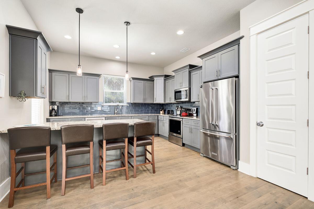 FRANGISTA BEACH 2ND ADDN - Residential