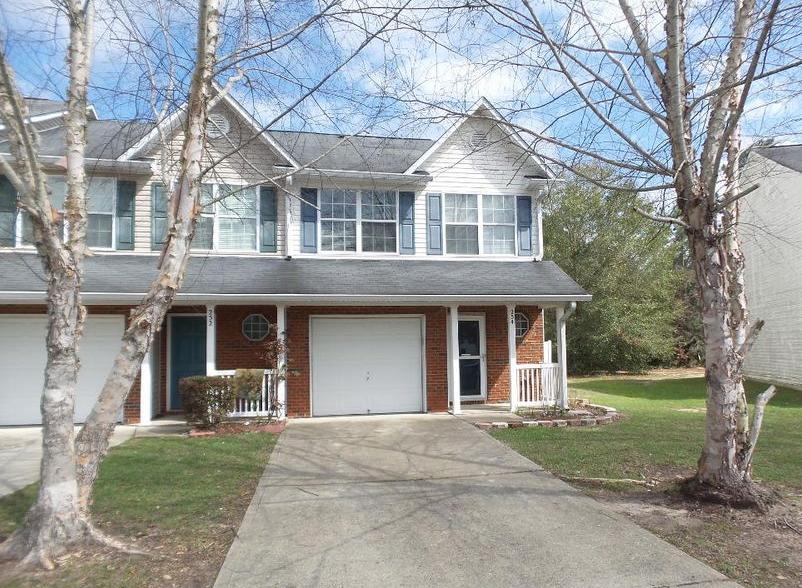 ROLLING PINES - Residential