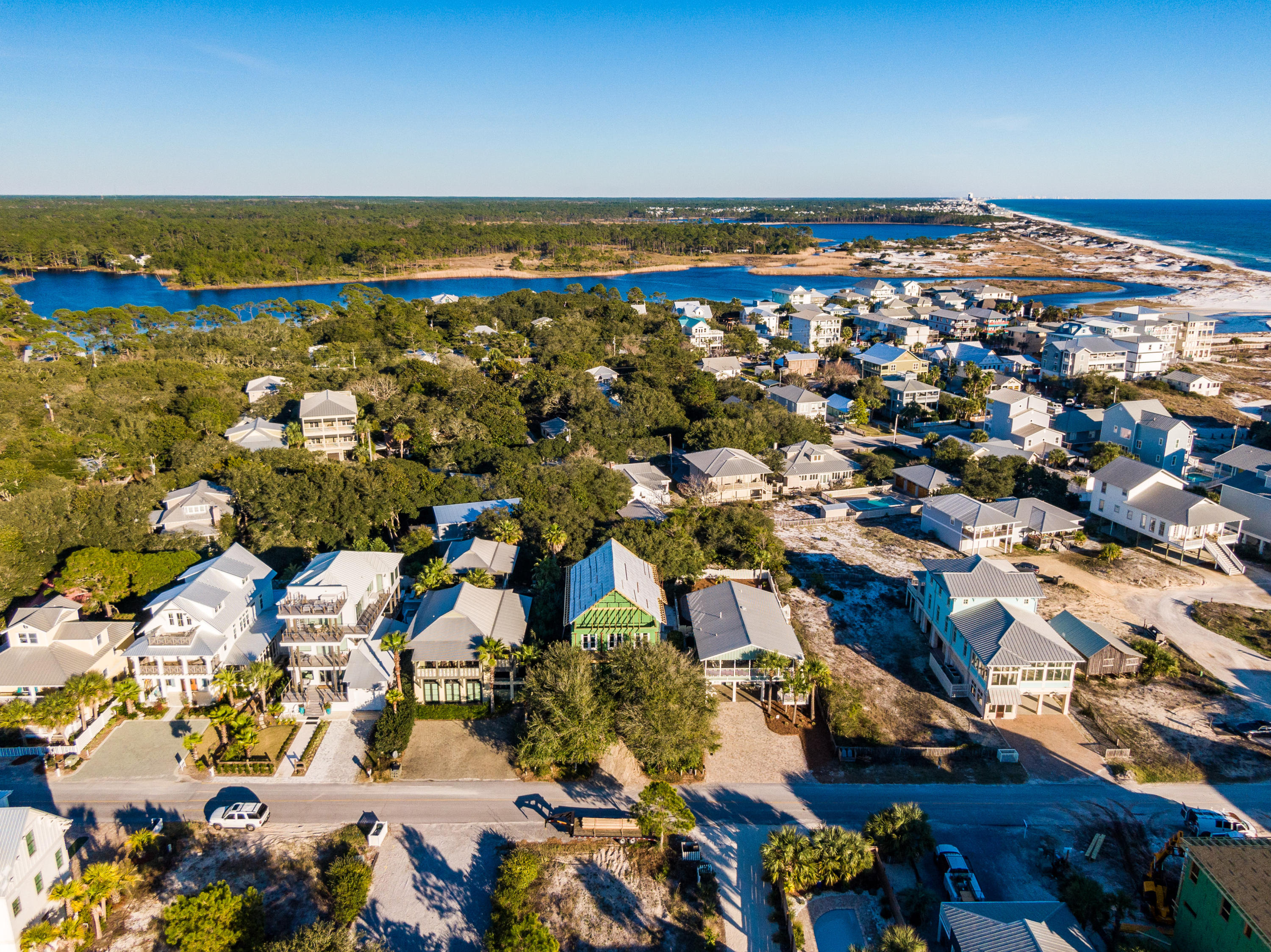 GRAYTON BEACH - Residential