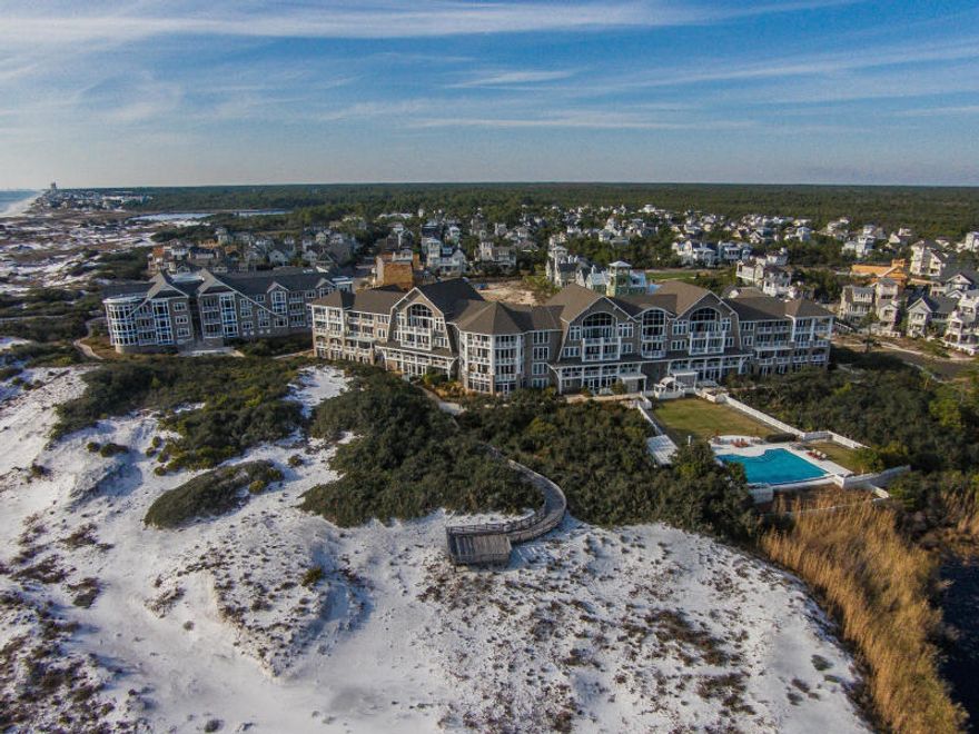 Entered for comp purposes. Completely remodeled 3 bedroom unit with bunk room and great Gulf views.