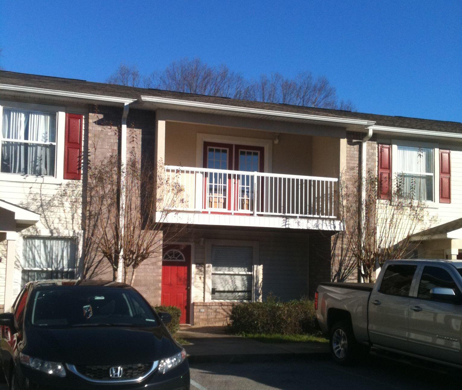 Shay Lin Townhouses Condominium Assoc. - Residential