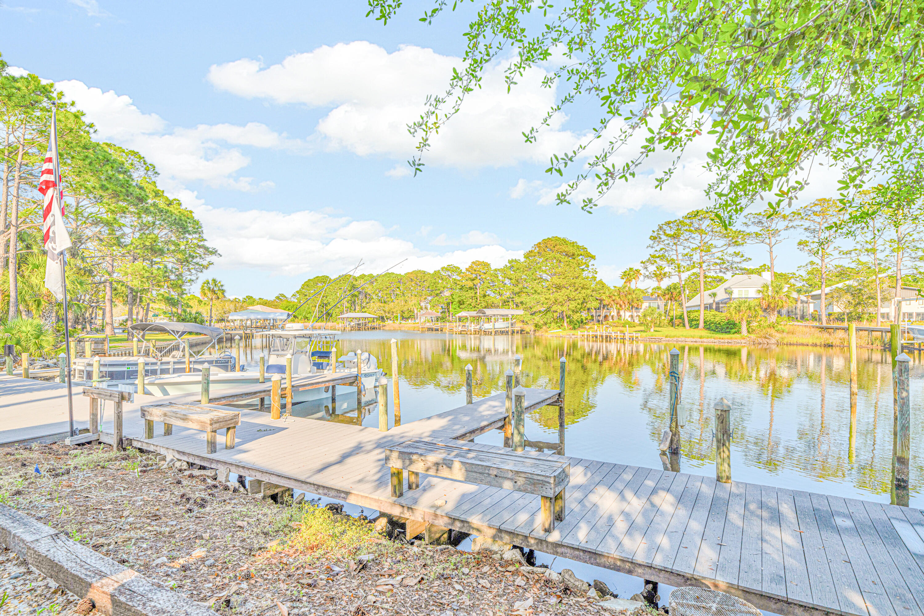 CARSON OAKS - Residential
