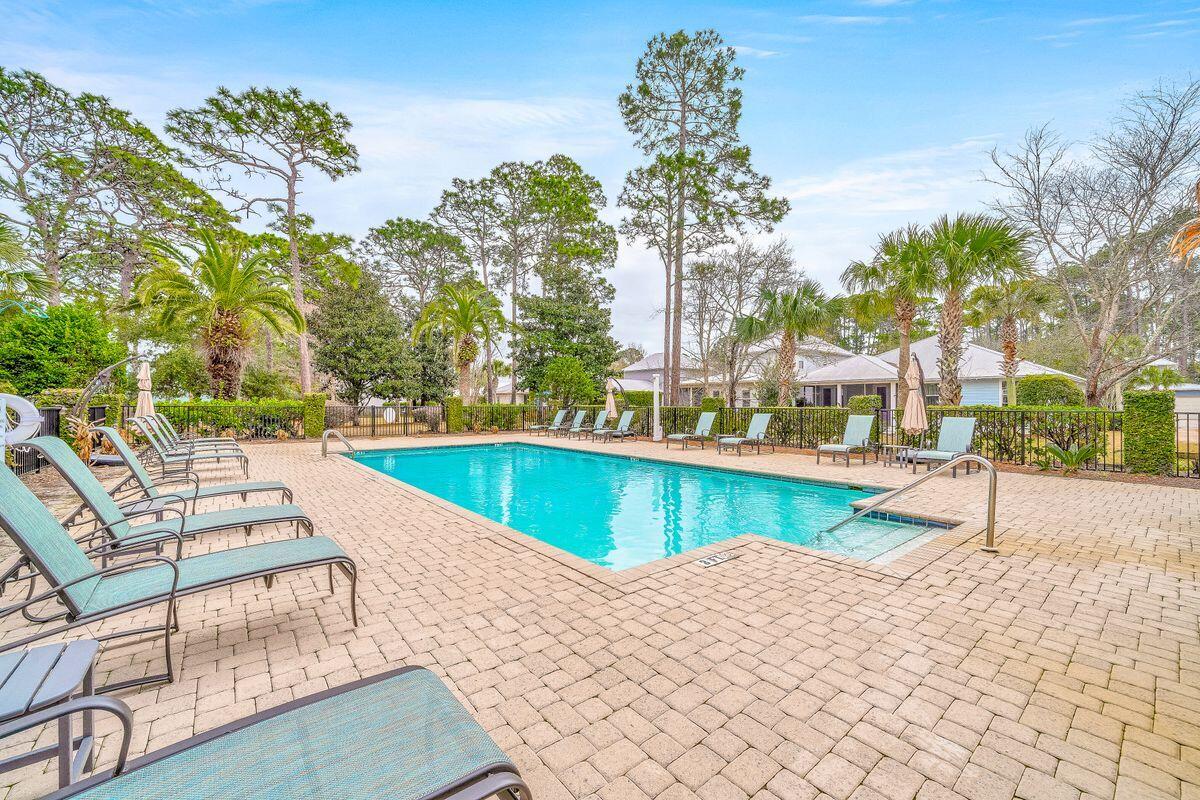 CARSON OAKS - Residential