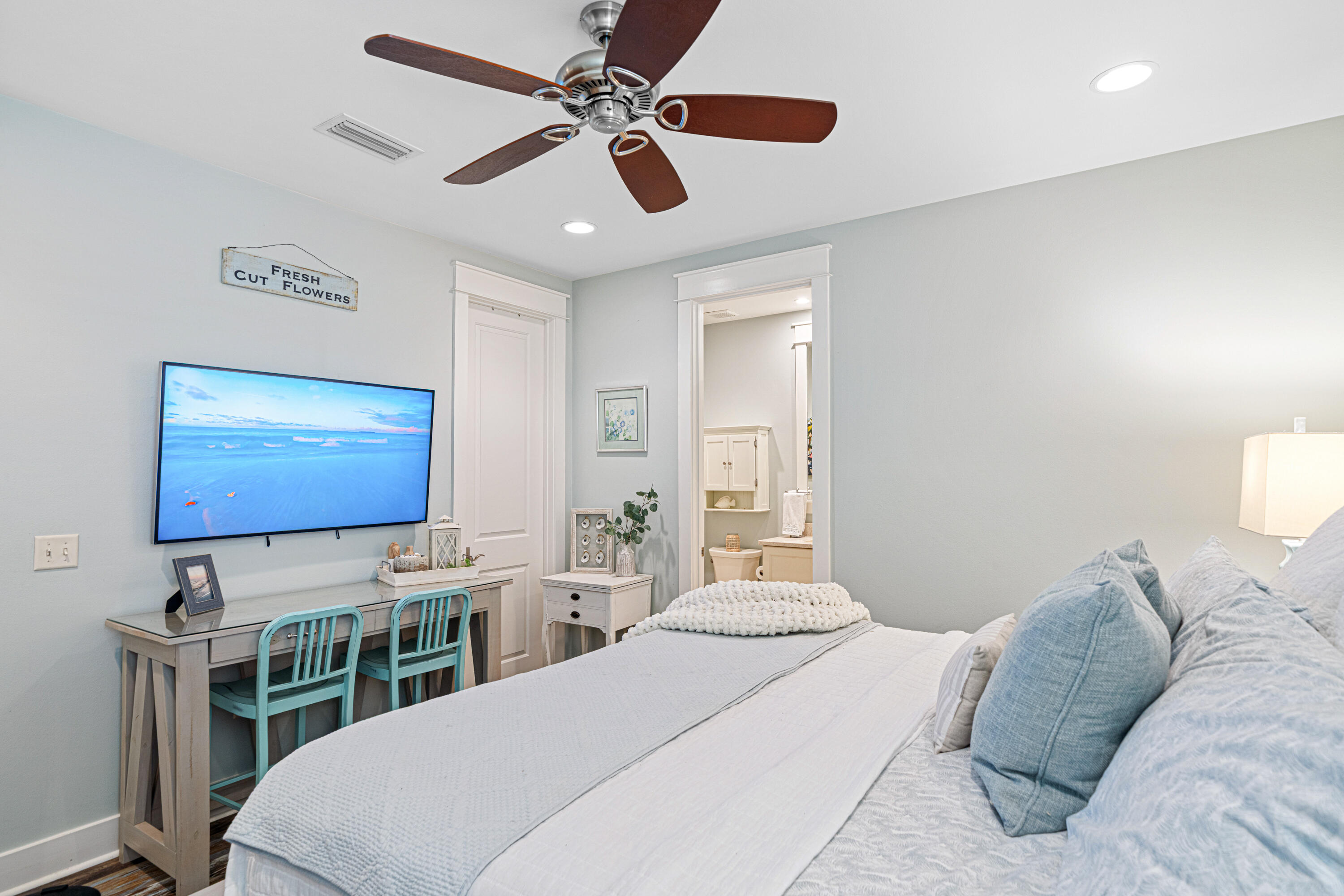 CARSON OAKS - Residential