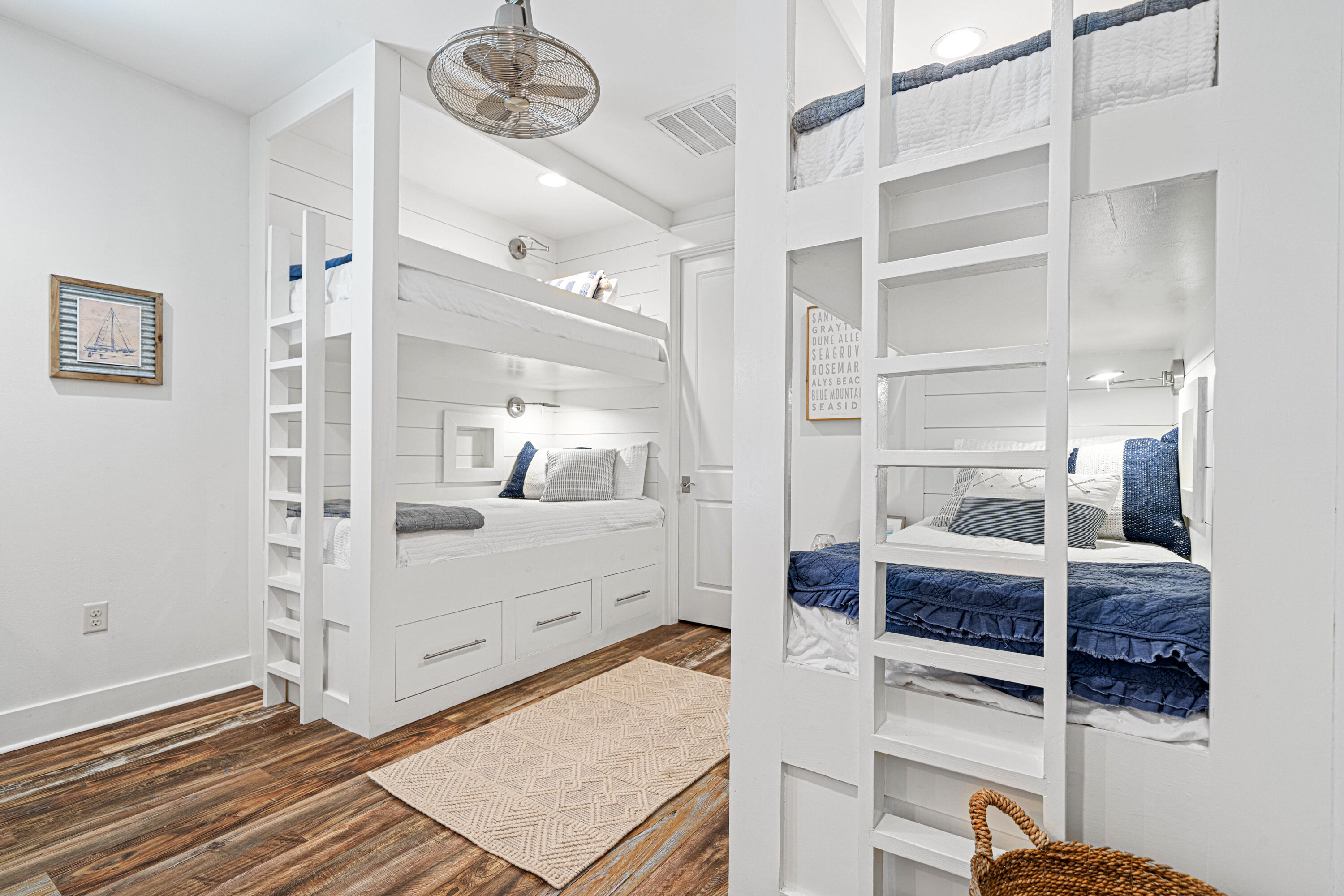CARSON OAKS - Residential