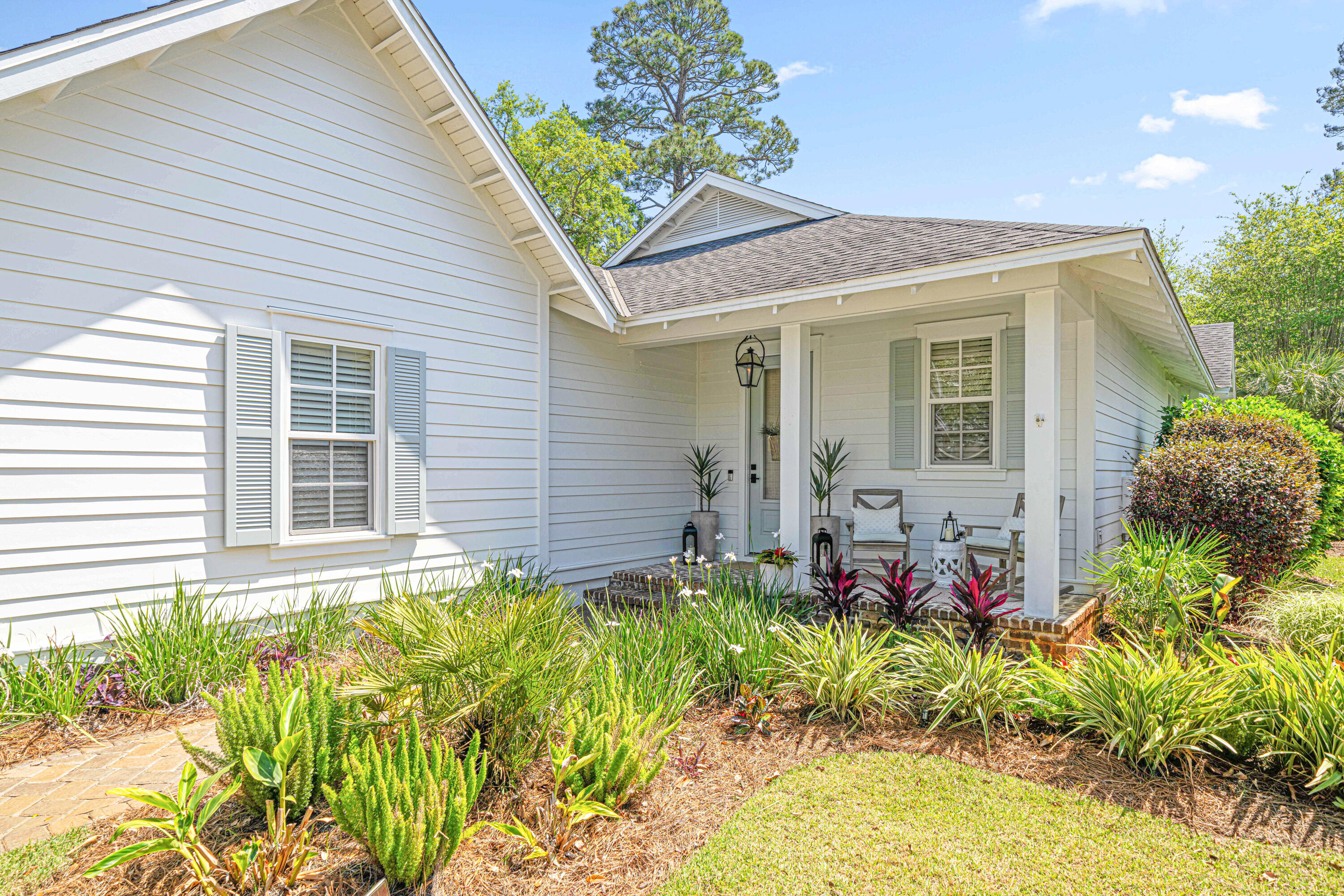 CARSON OAKS - Residential