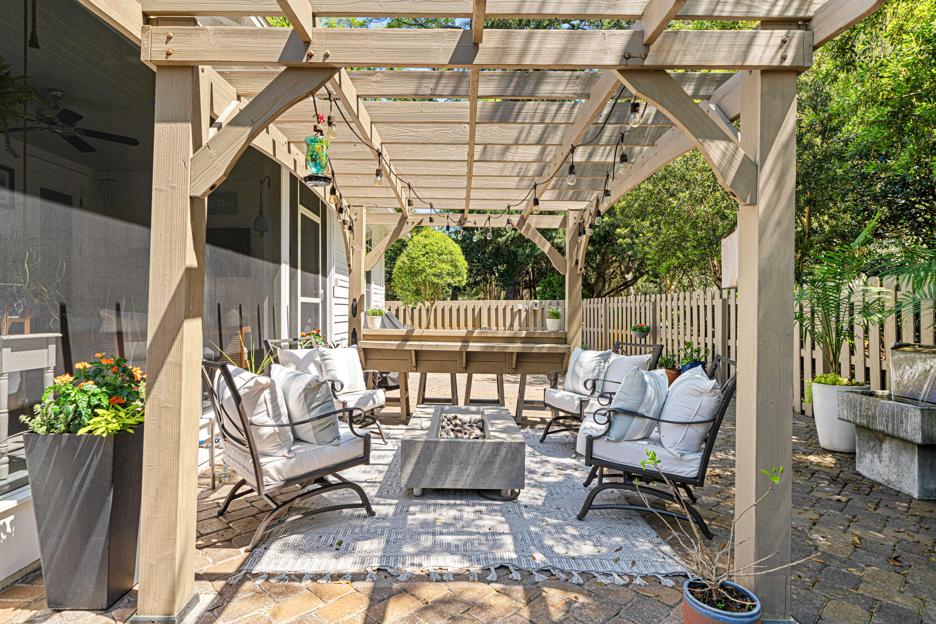 CARSON OAKS - Residential