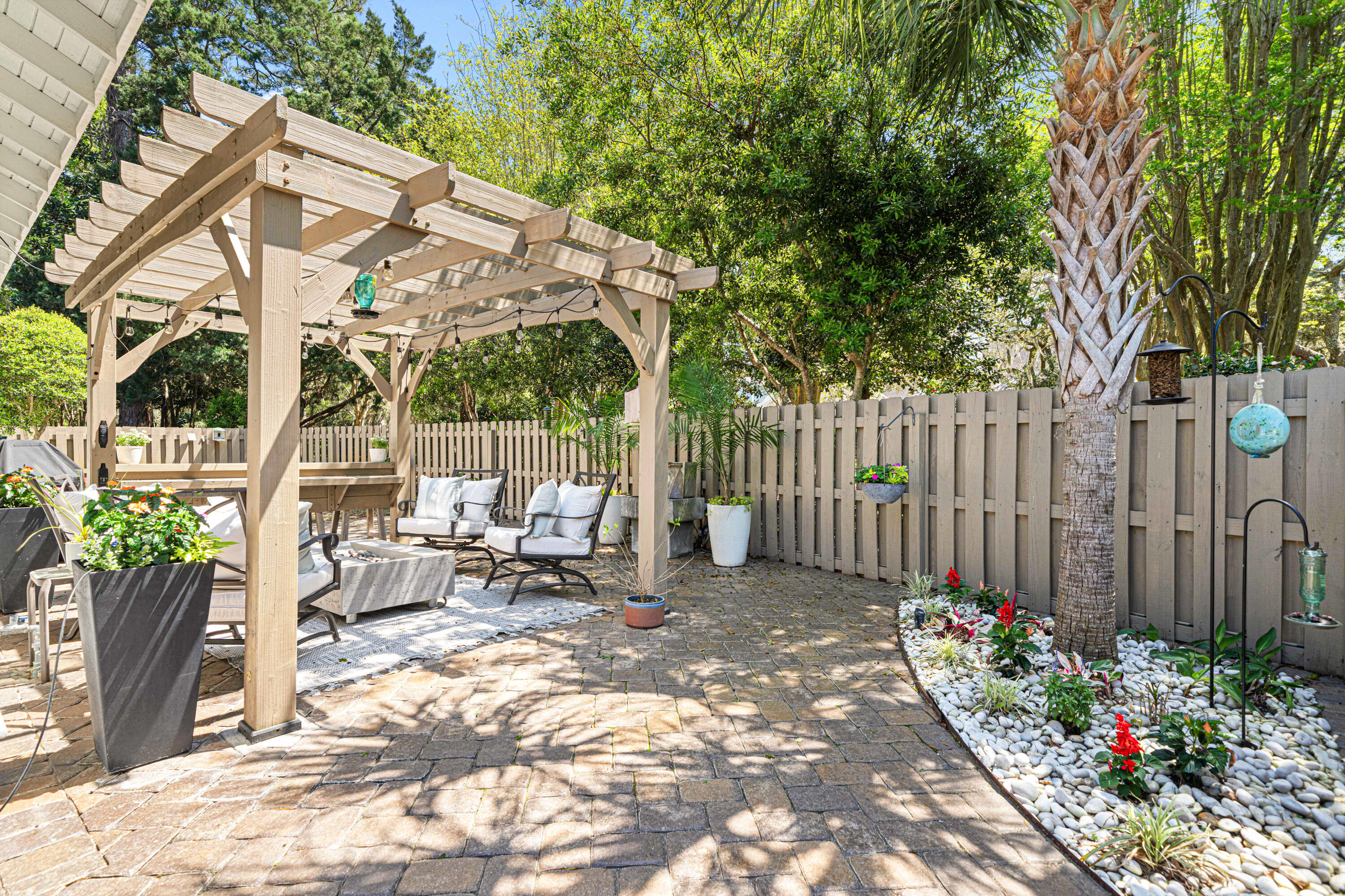 CARSON OAKS - Residential