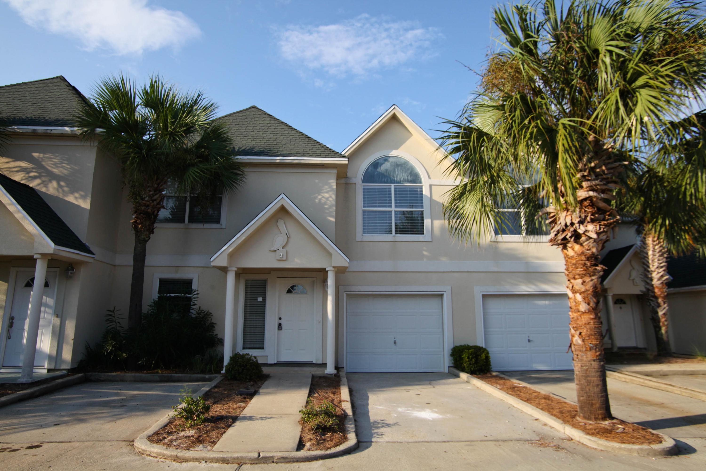 PELICAN PLACE T/H EAST - Residential