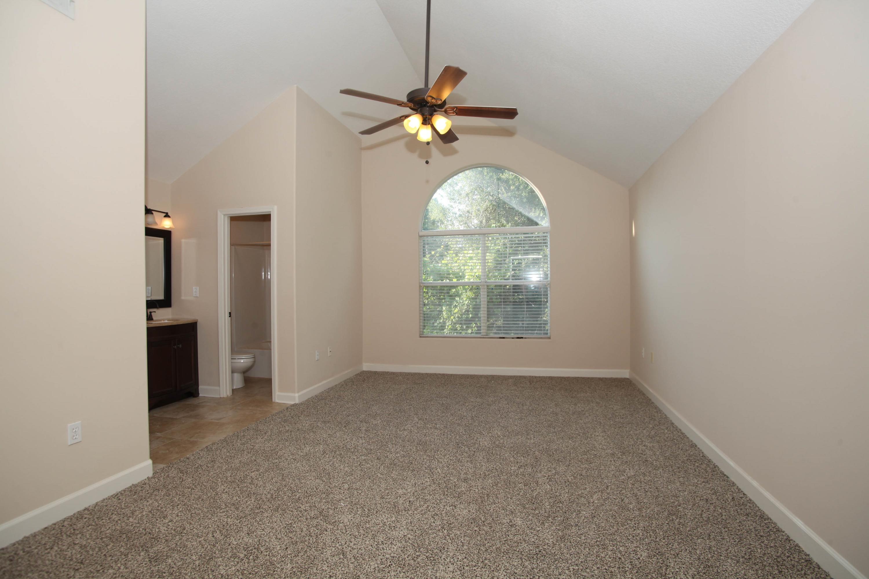 PELICAN PLACE T/H EAST - Residential