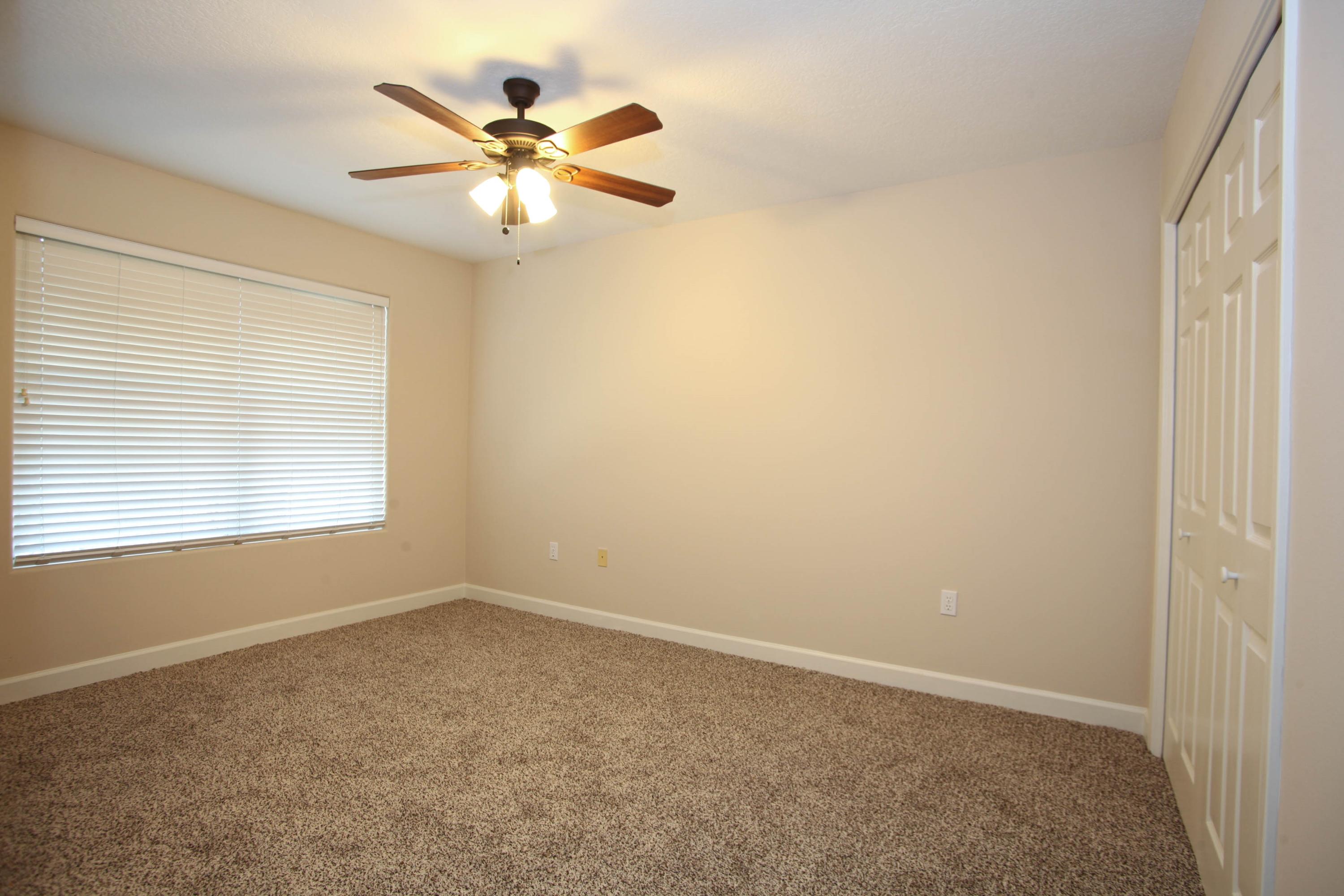 PELICAN PLACE T/H EAST - Residential