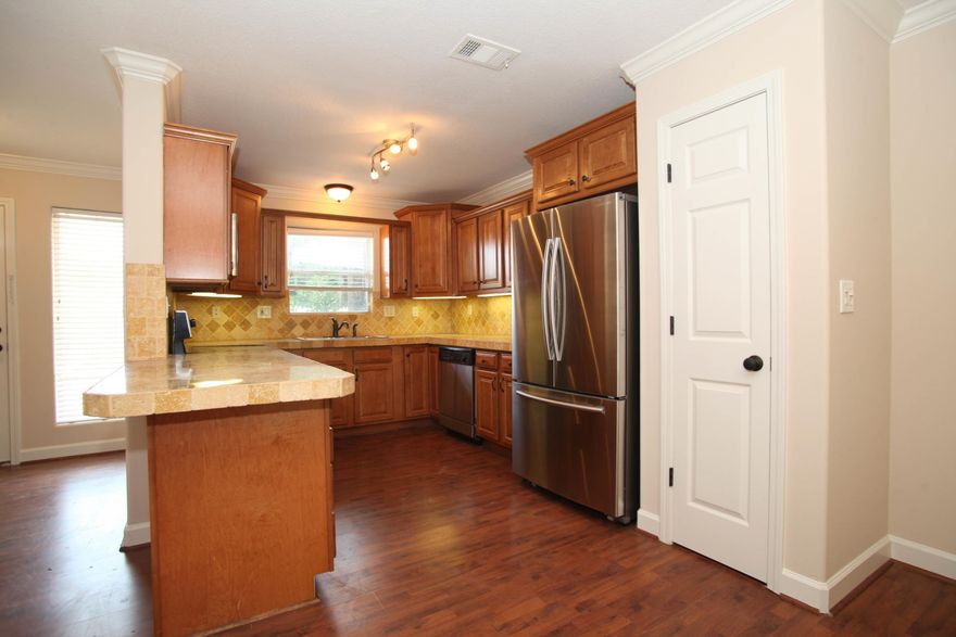 Get this one before it's gone! Located in a quiet neighborhood, near the docks of Destin Harbor, and just a short walk to the beach. This townhome has undergone many recent upgrades including: interior paint, light fixtures, ceiling fans, granite countertops in both bathrooms and kitchen, stainless steel appliances, tile, and carpeting.