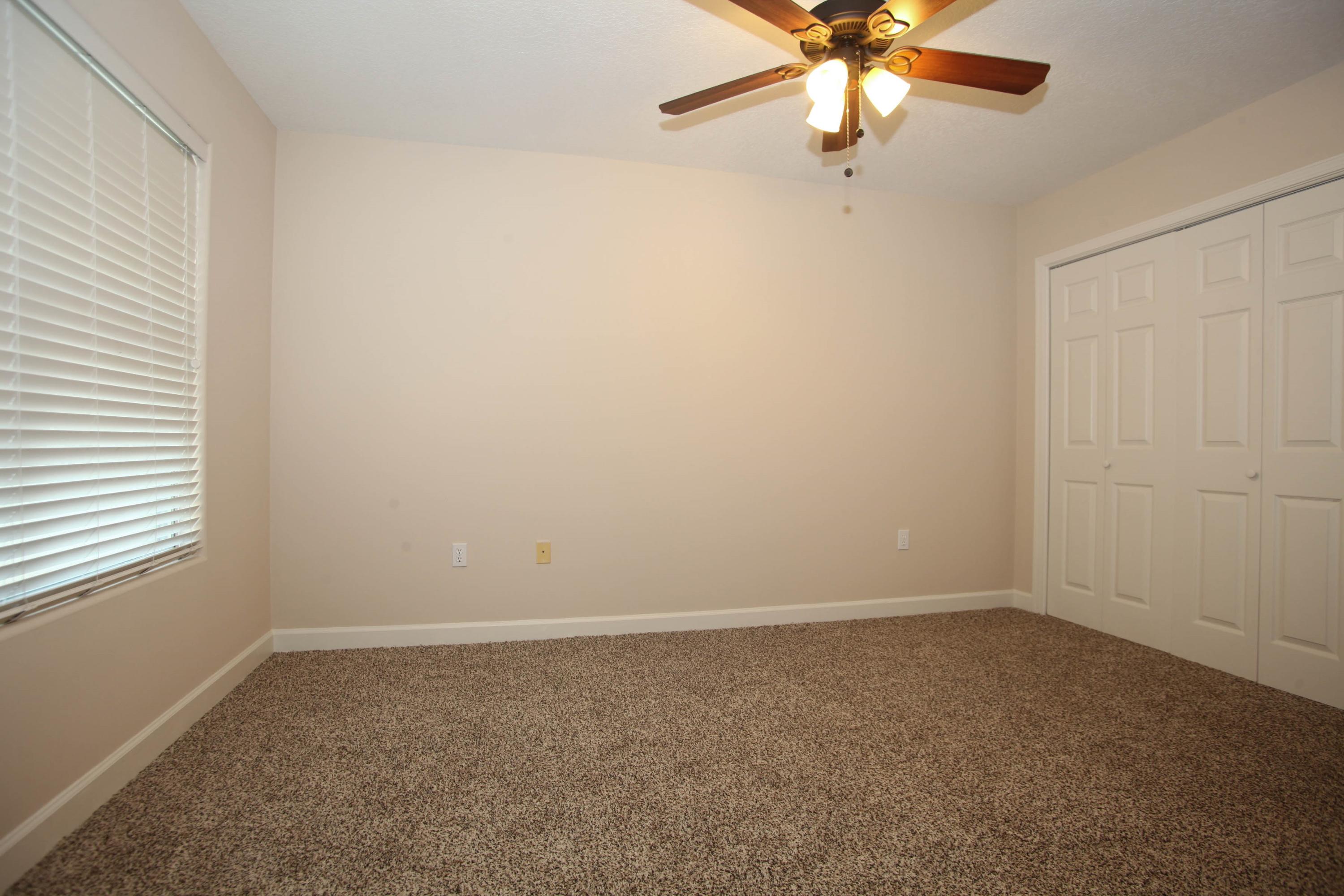 PELICAN PLACE T/H EAST - Residential