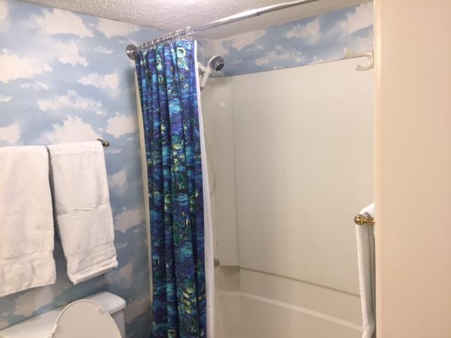 SHORELINE TOWERS 3 - Residential