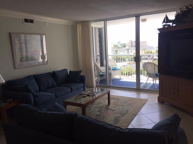 SHORELINE TOWERS 3 - Residential