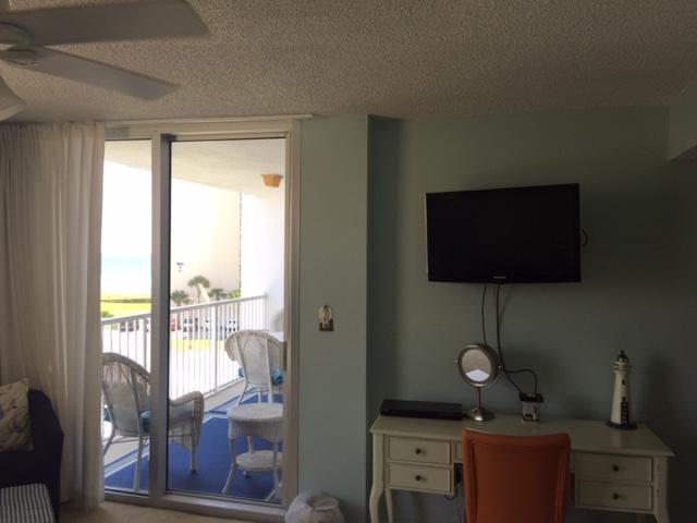 SHORELINE TOWERS 3 - Residential