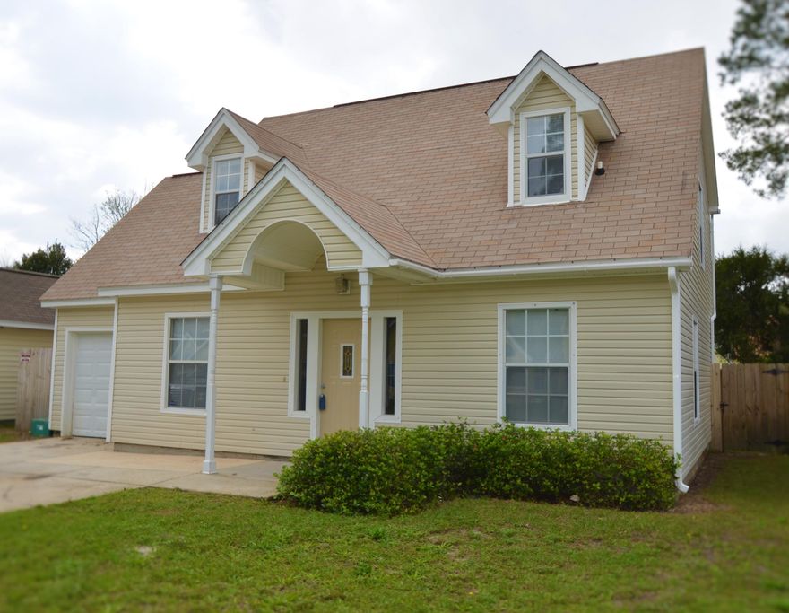 Fabulously renovated kitchen and bathrooms make this home MOVE-IN ready! This property boasts GRANITE counter tops and updated cabinetry throughout, with NEW tile in kitchen. Screened in patio with large yard is perfect for entertaining. The one car garage is complimented with plenty of parking. This won't be on the market long!