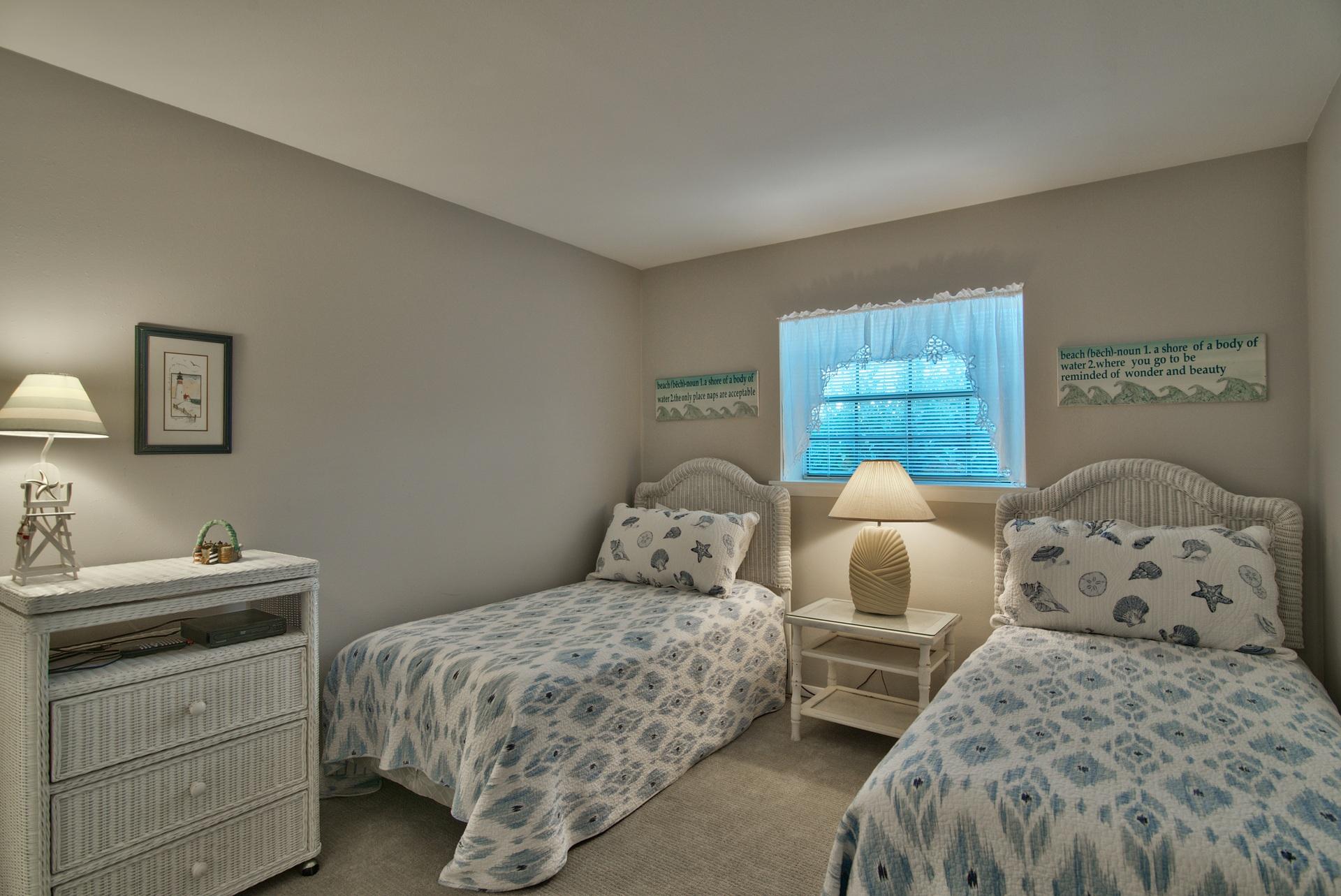 SEASCAPE CONDO GARDEN VILLA - Residential