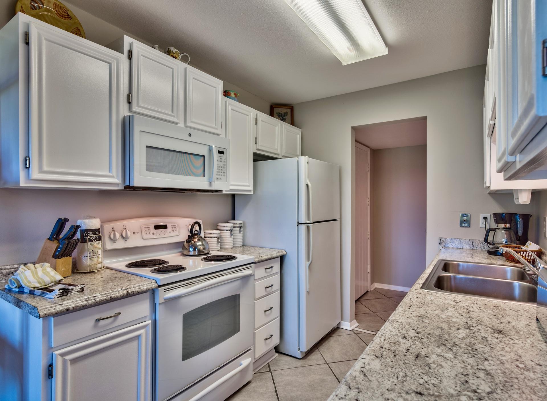 SEASCAPE CONDO GARDEN VILLA - Residential