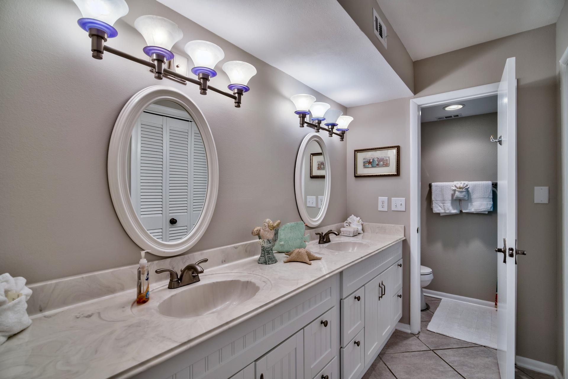 SEASCAPE CONDO GARDEN VILLA - Residential