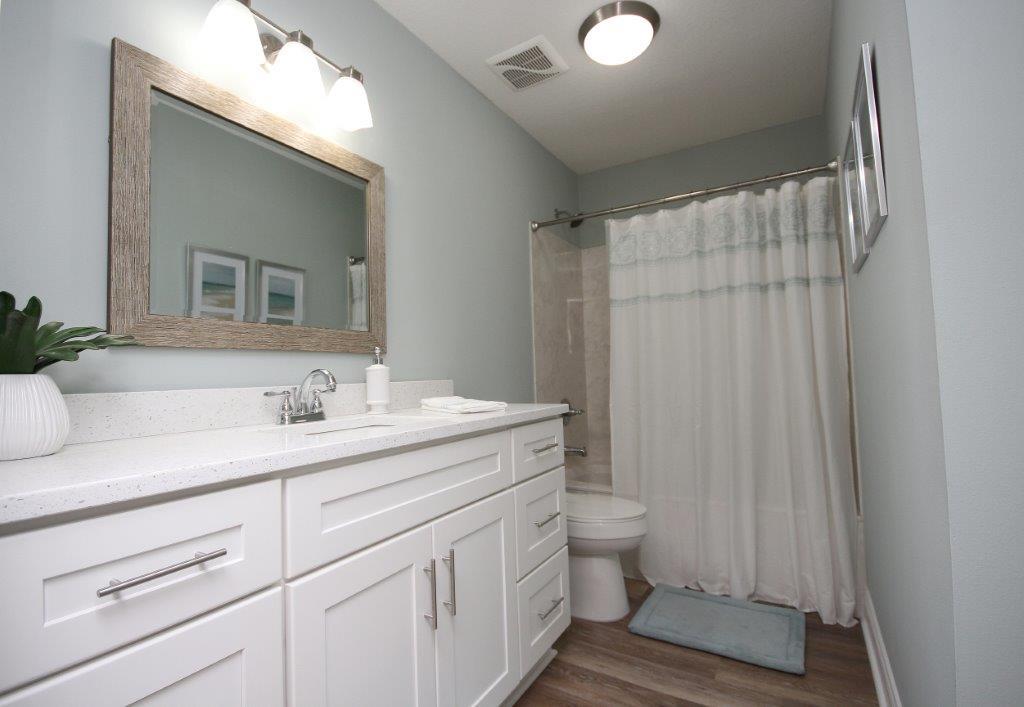 BAYOU VILLAGE CONDO PH 2 - Residential