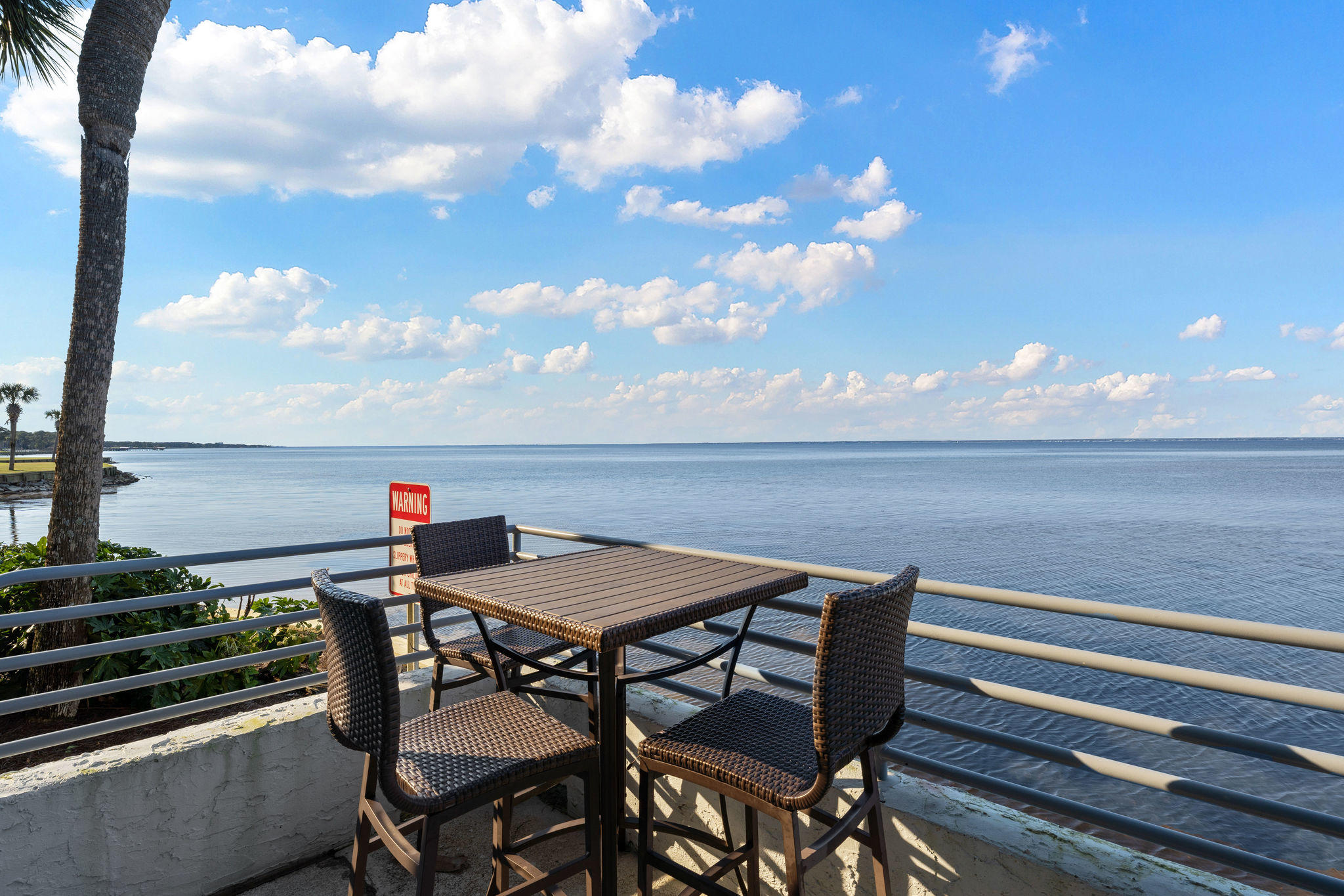 BAYSIDE CONDO SANDESTIN - Residential